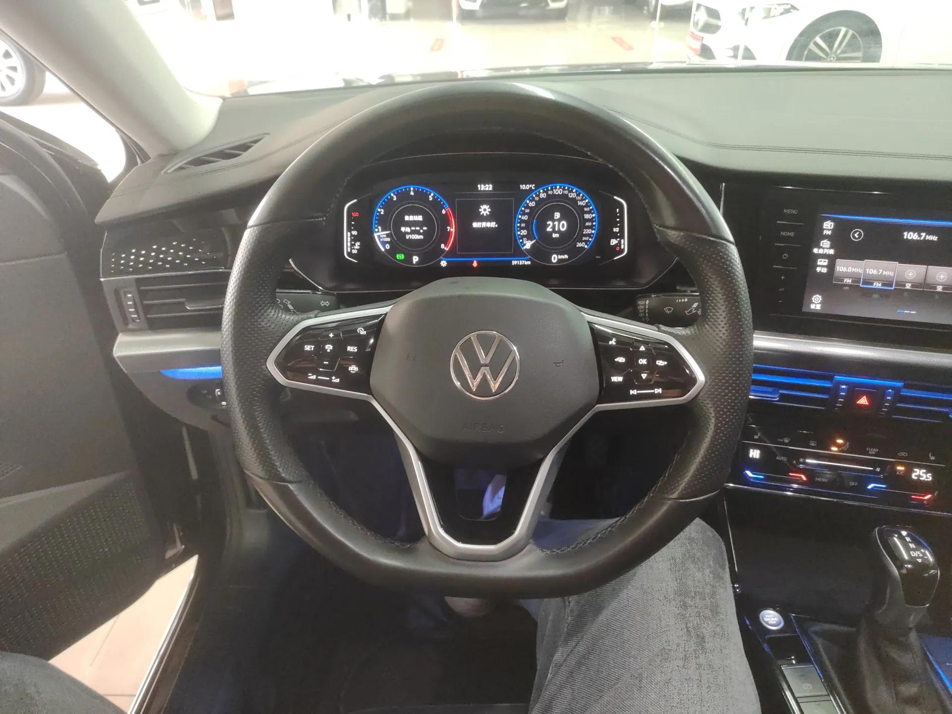 Volkswagen Passat 2023 330TSI Elite Edition — миниатюра 13