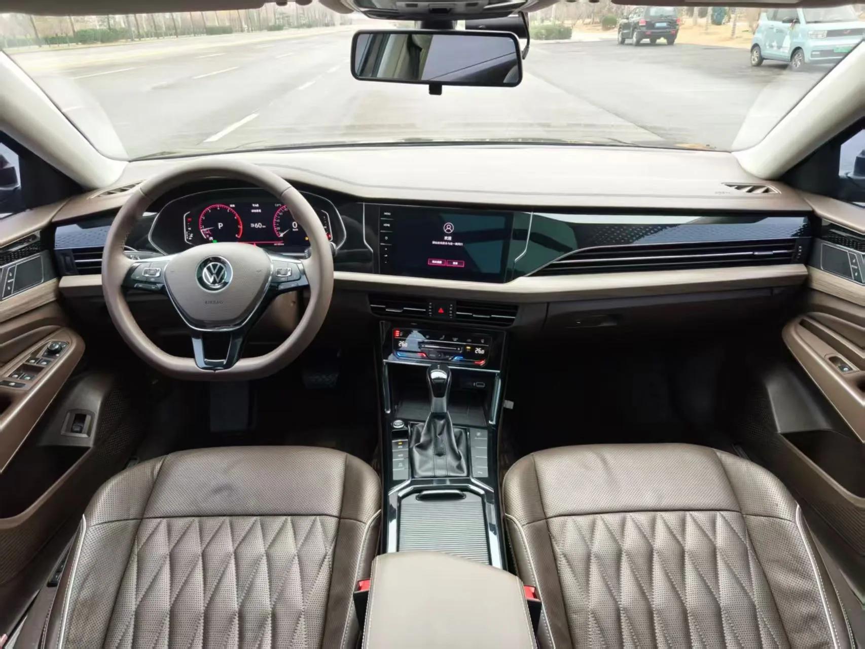 Volkswagen Passat 2020 Revised Version 330TSI Luxury Edition China VI Standard — миниатюра 13
