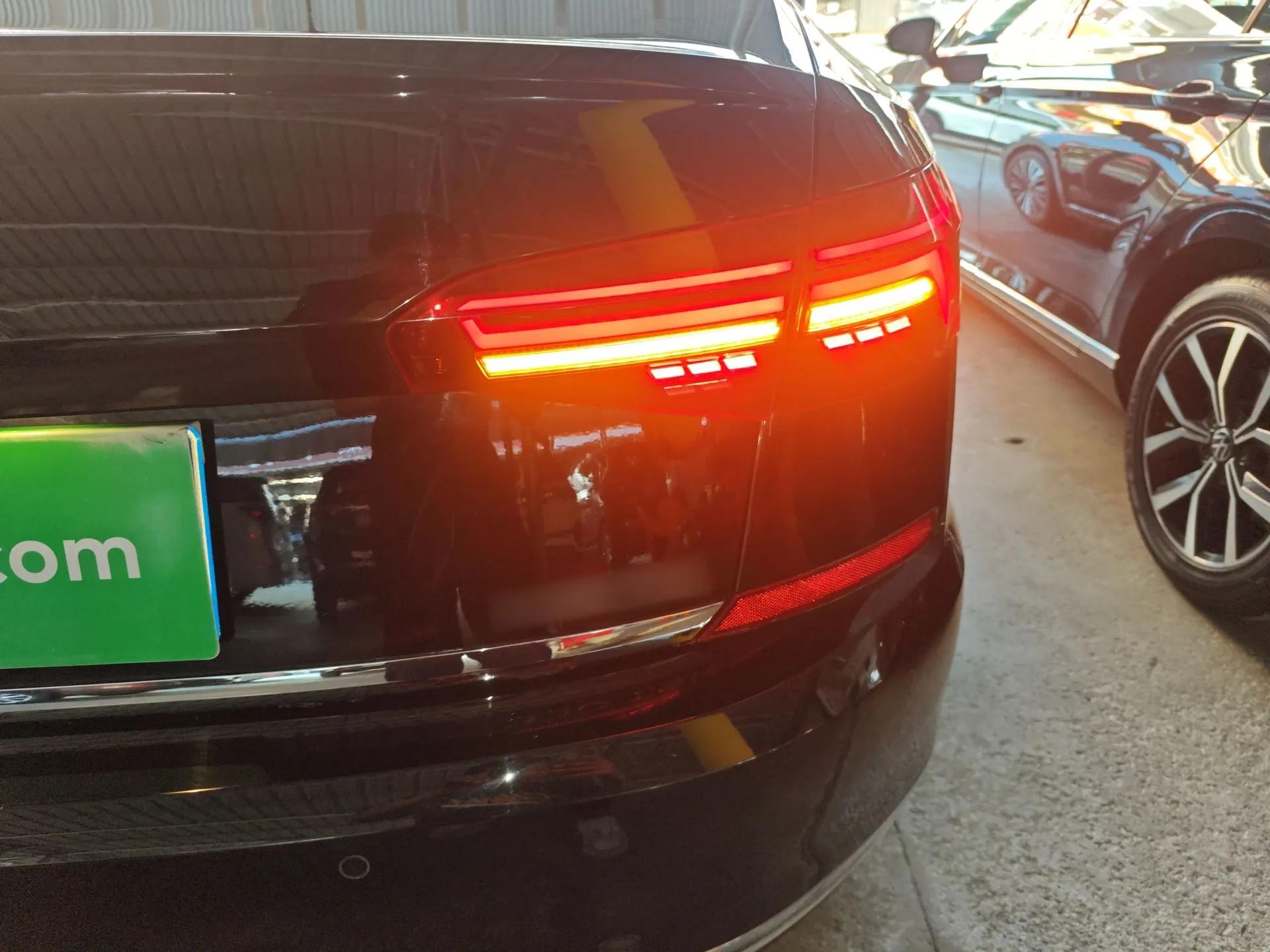 Volkswagen Passat 2020 Revised Version 330TSI Luxury Edition China VI Standard — миниатюра 7