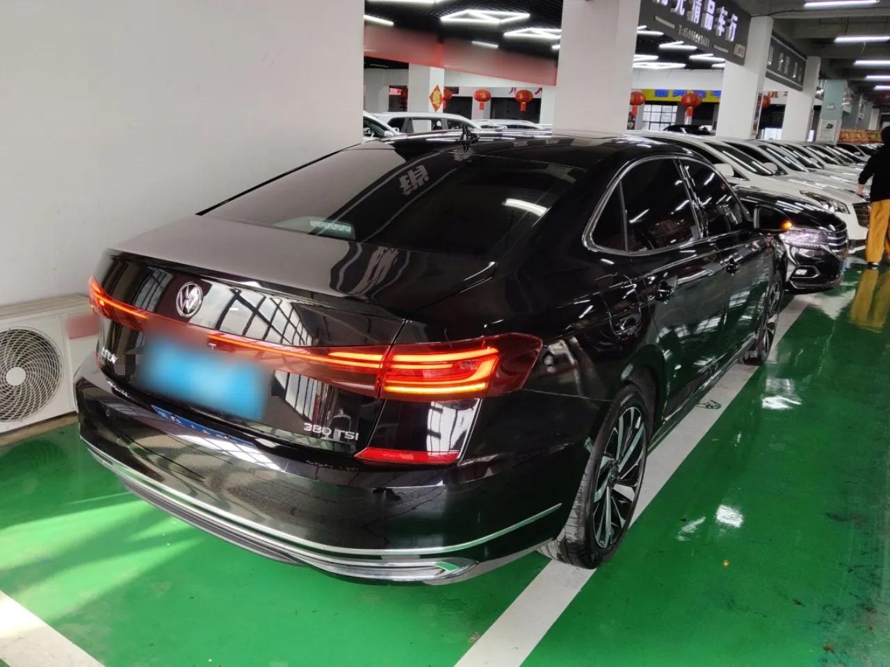 Volkswagen Passat 2025 Premium Version 380TSI Dragon Edition — миниатюра 6