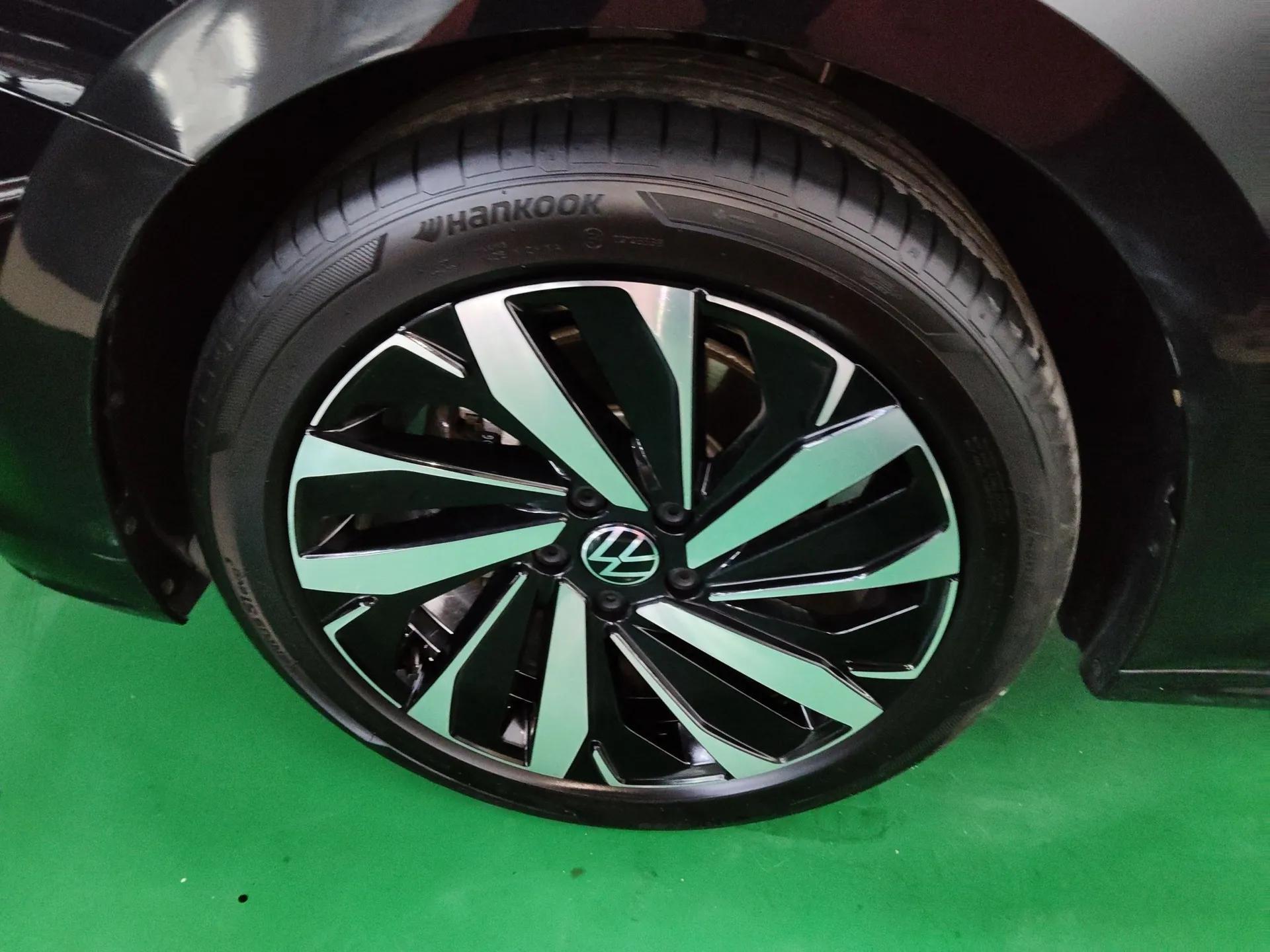 Volkswagen Passat 2025 Premium Version 380TSI Dragon Edition — миниатюра 8