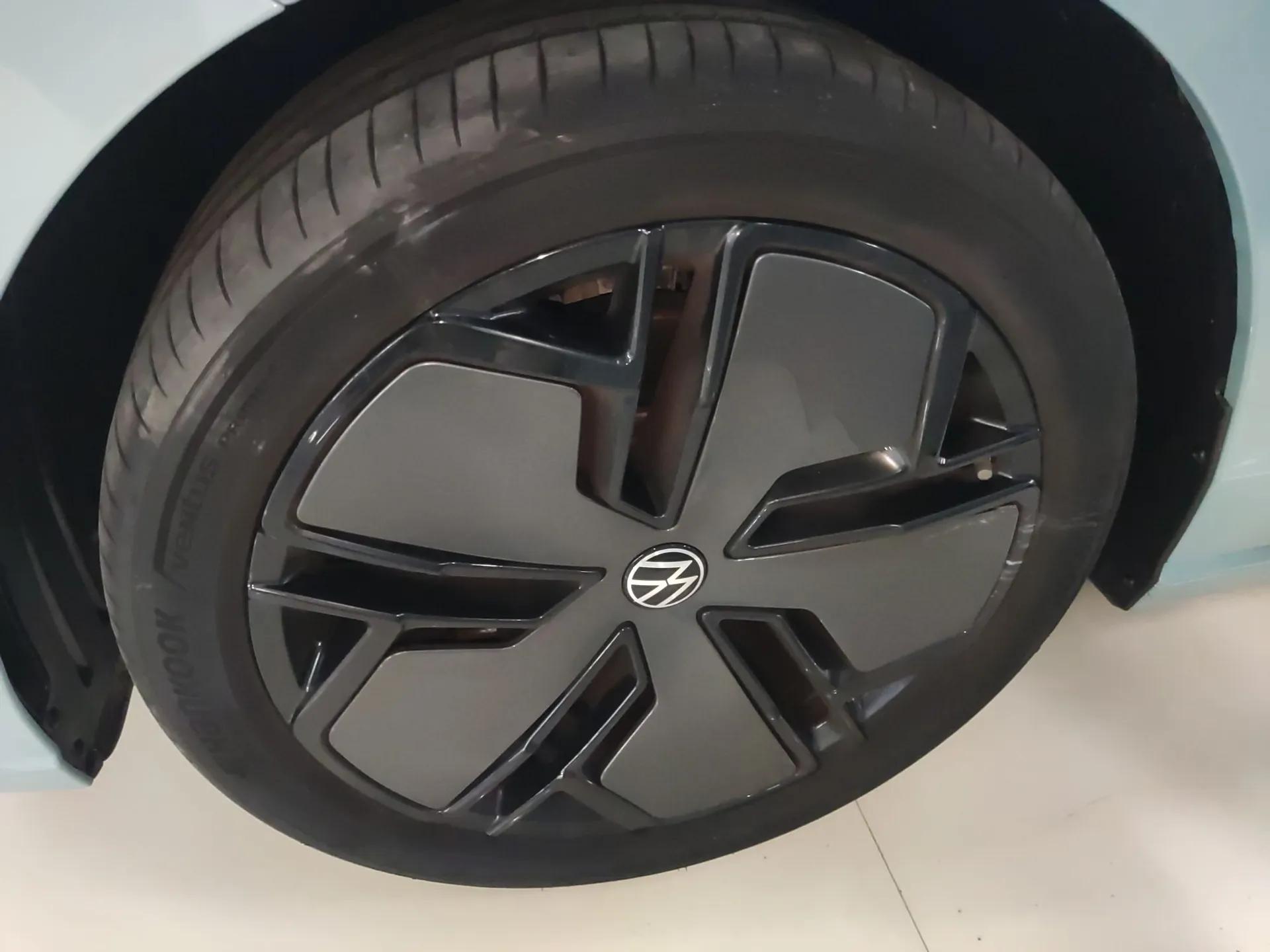 Volkswagen Passat 2025 Pro 380TSI Starry Dragon Luxury Edition — миниатюра 8