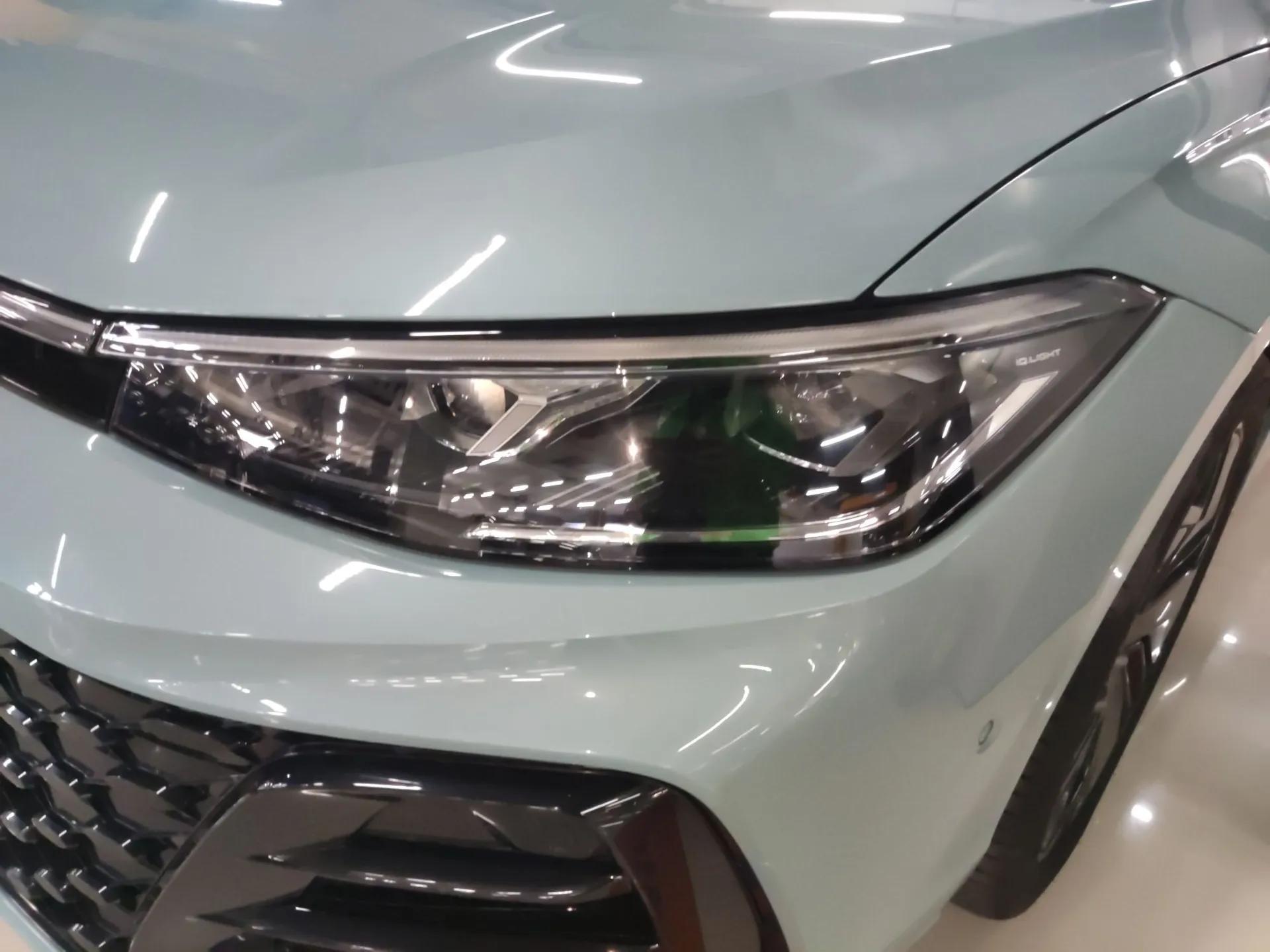 Volkswagen Passat 2025 Pro 380TSI Starry Dragon Luxury Edition — миниатюра 9