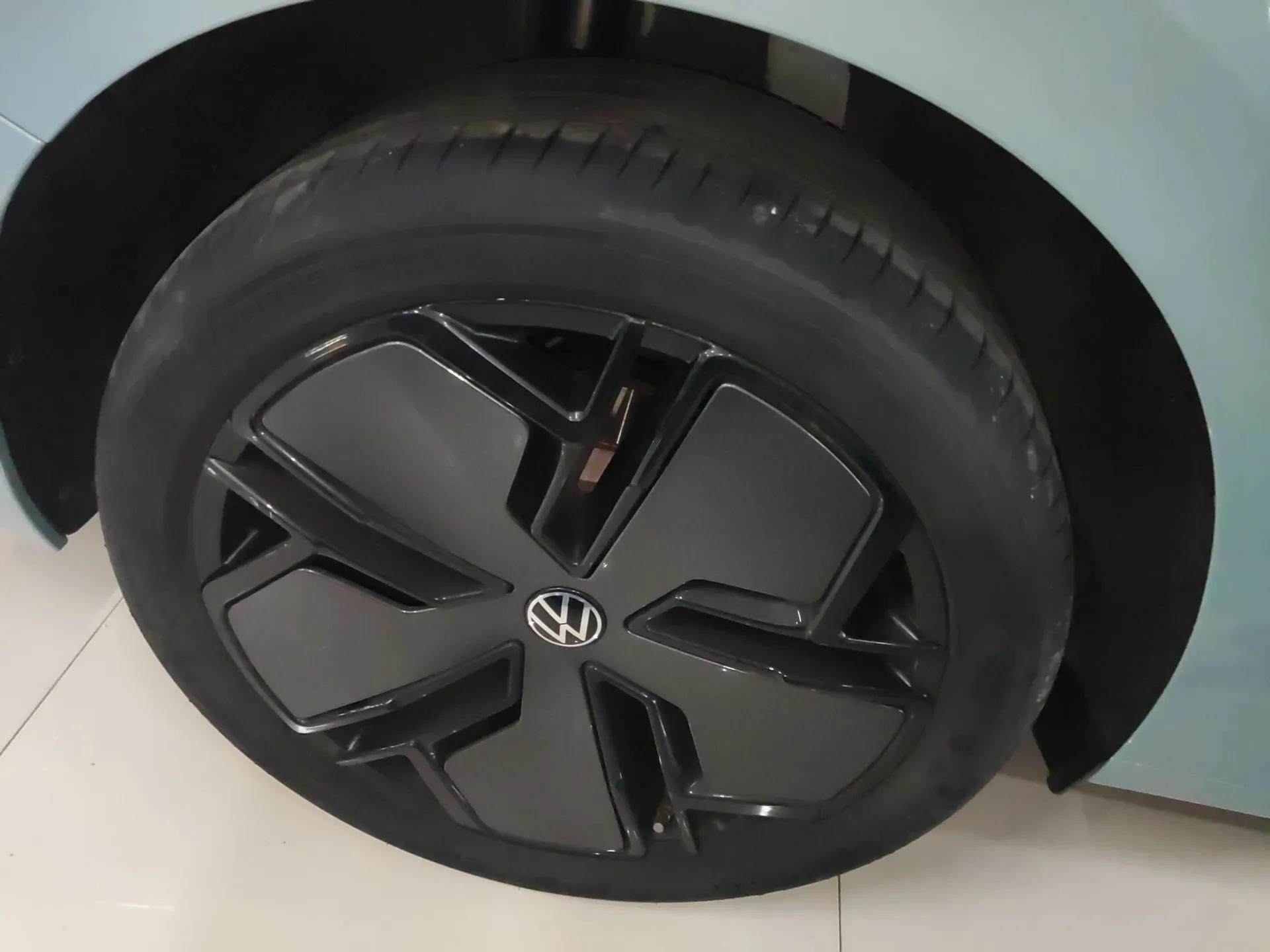 Volkswagen Passat 2025 Pro 380TSI Starry Dragon Luxury Edition — миниатюра 10
