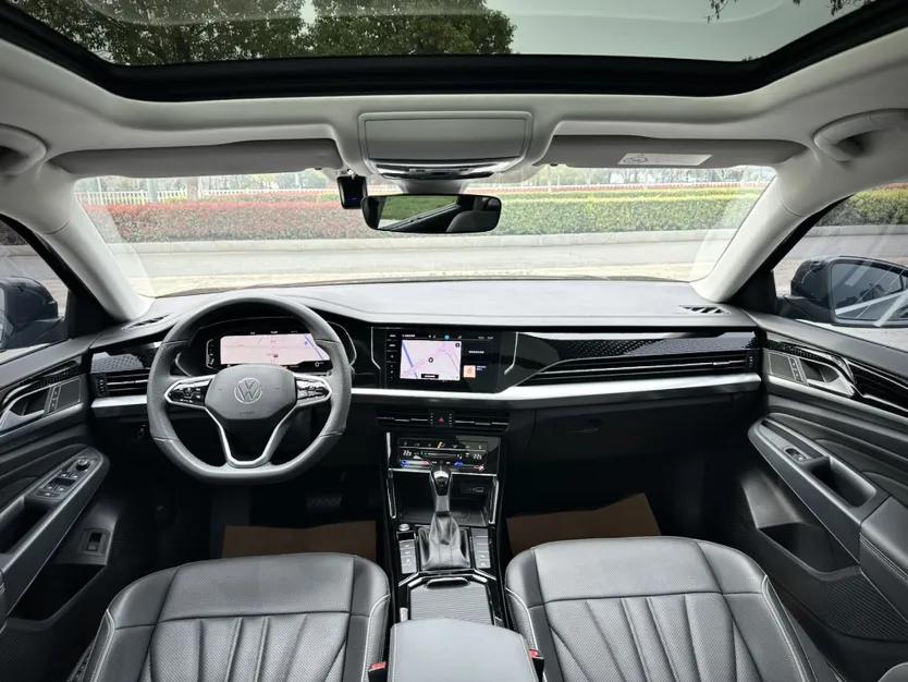 Volkswagen Passat 2024 380TSI Luxury Edition — миниатюра 21
