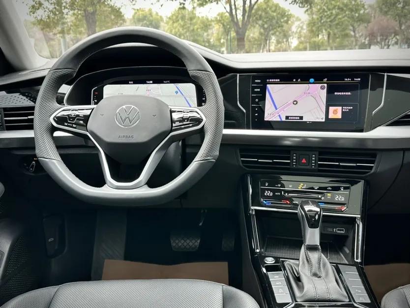 Volkswagen Passat 2024 380TSI Luxury Edition — миниатюра 24