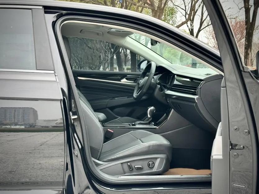 Volkswagen Passat 2024 380TSI Luxury Edition — миниатюра 25