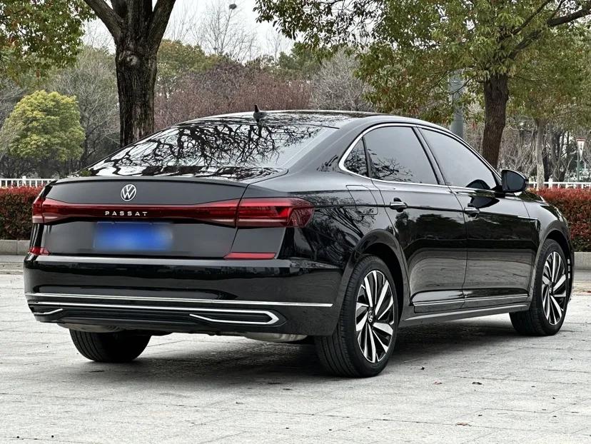 Volkswagen Passat 2024 380TSI Luxury Edition — миниатюра 5