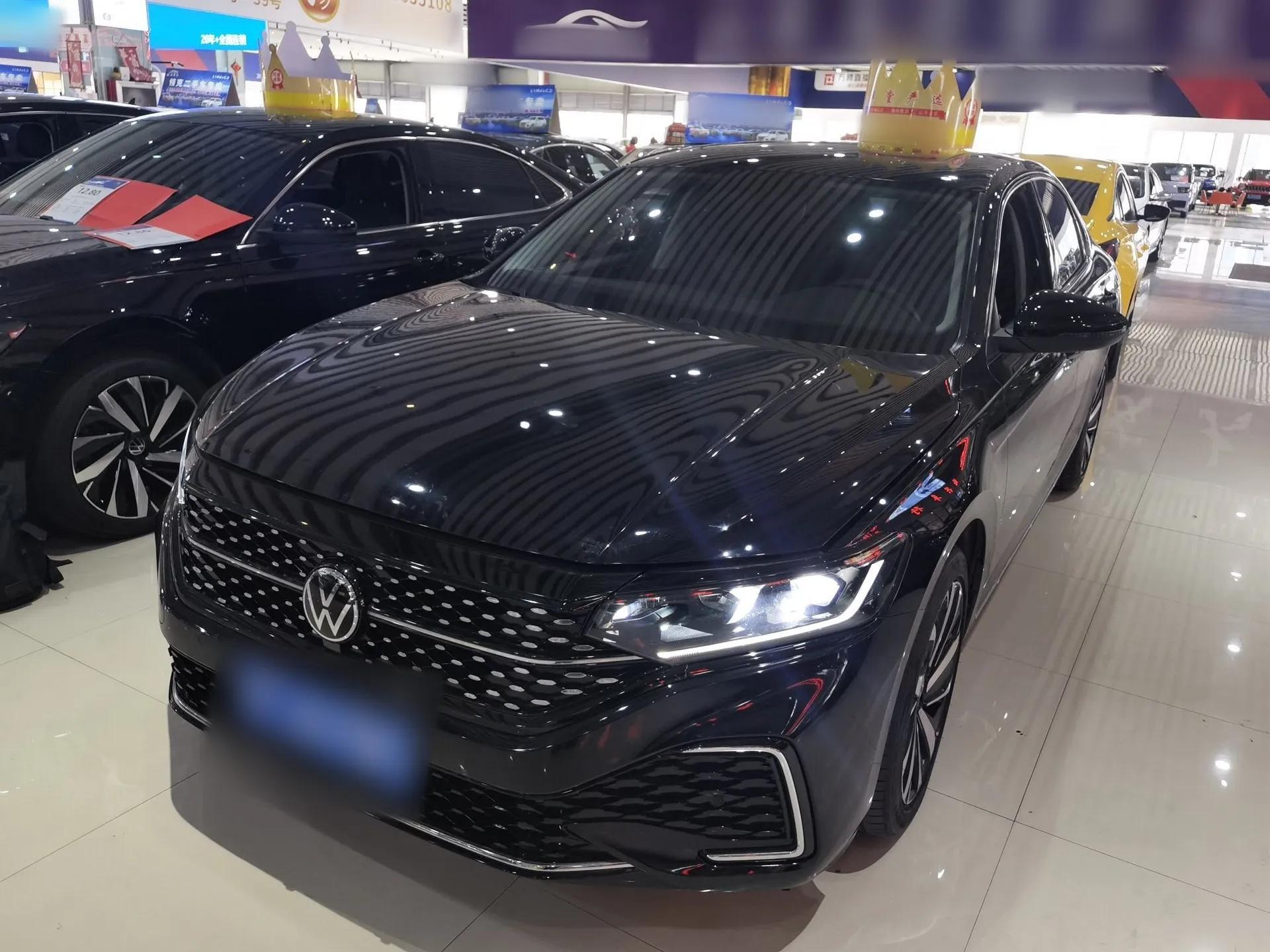 Volkswagen Passat 2022 330TSI Starry Elite Edition — миниатюра 1