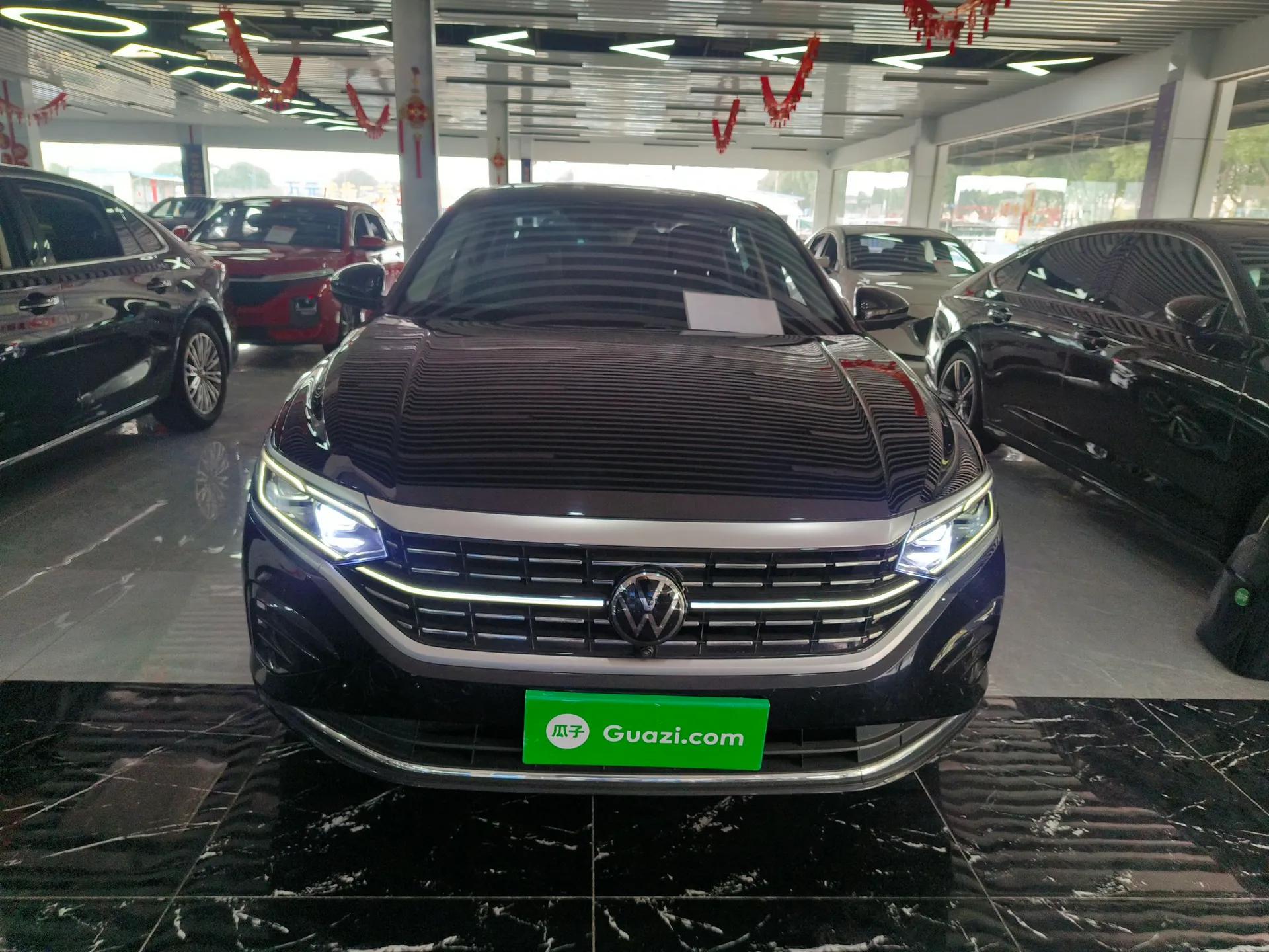Volkswagen Passat 2023 330TSI Luxury Edition — миниатюра 2