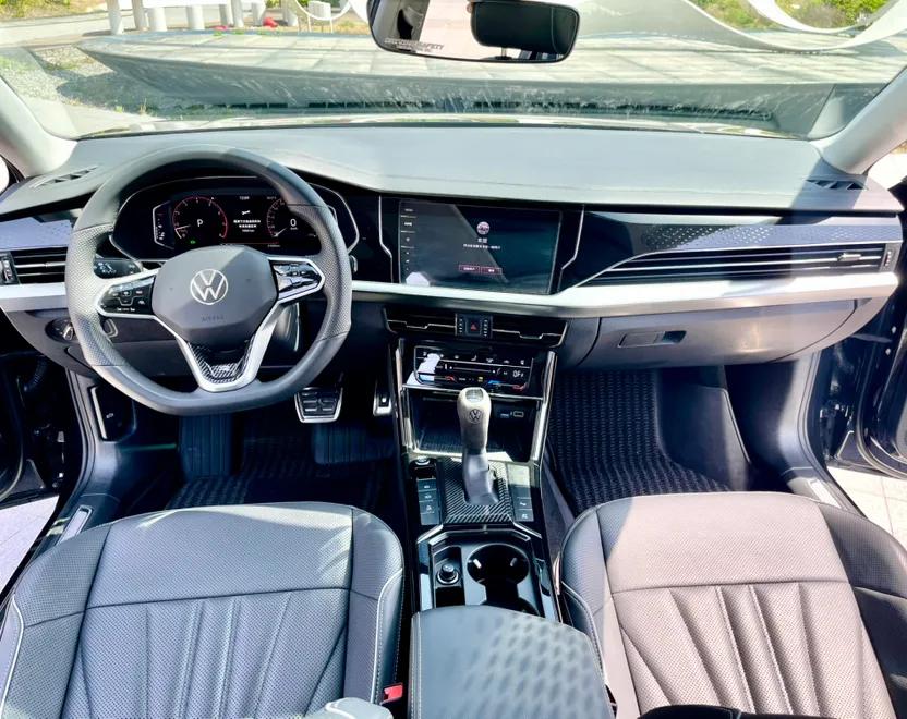 Volkswagen Passat 2024 380TSI Starry Luxury Edition — миниатюра 21