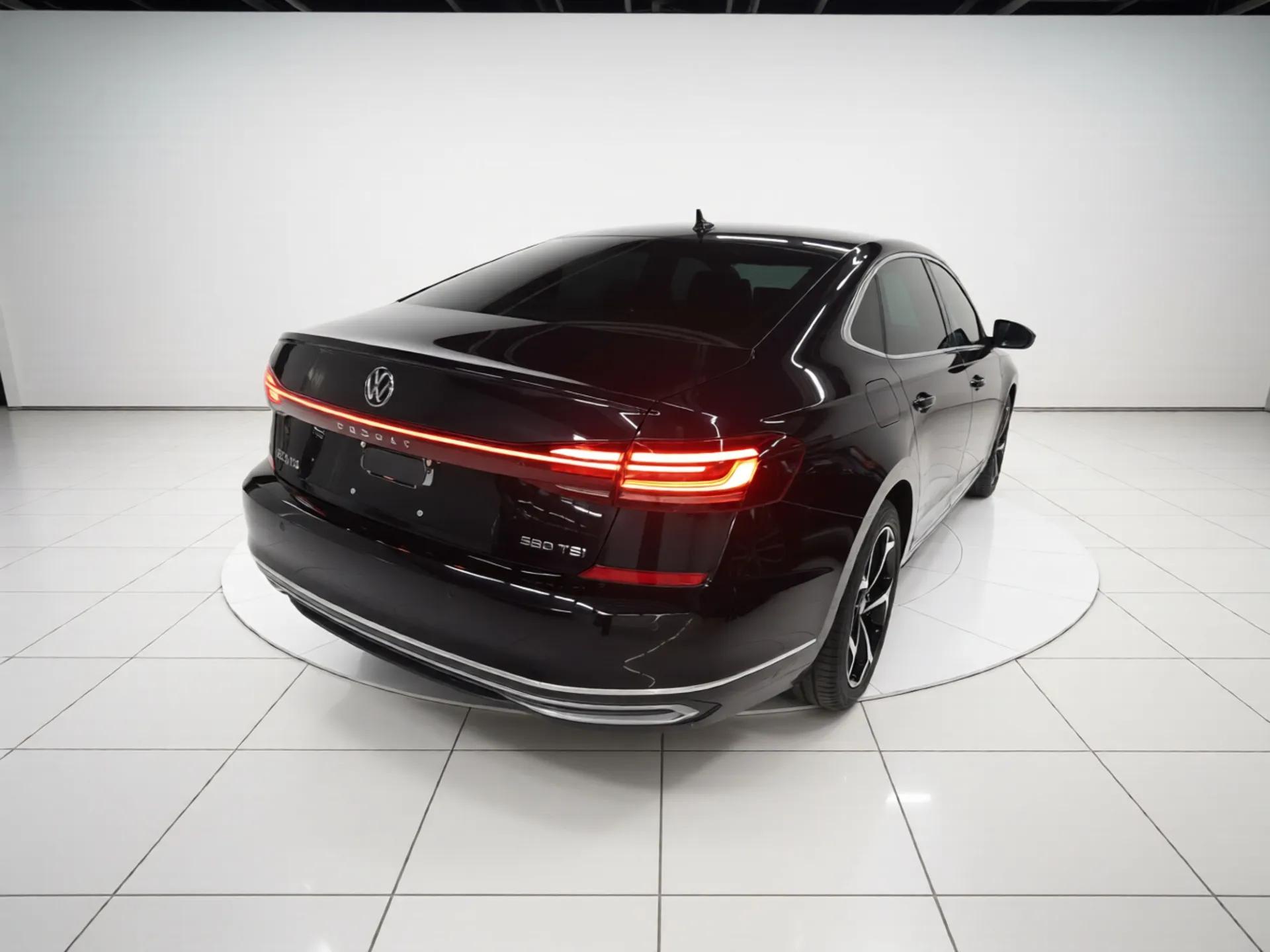Volkswagen Passat 2024 380TSI Starry Elite Edition — миниатюра 4
