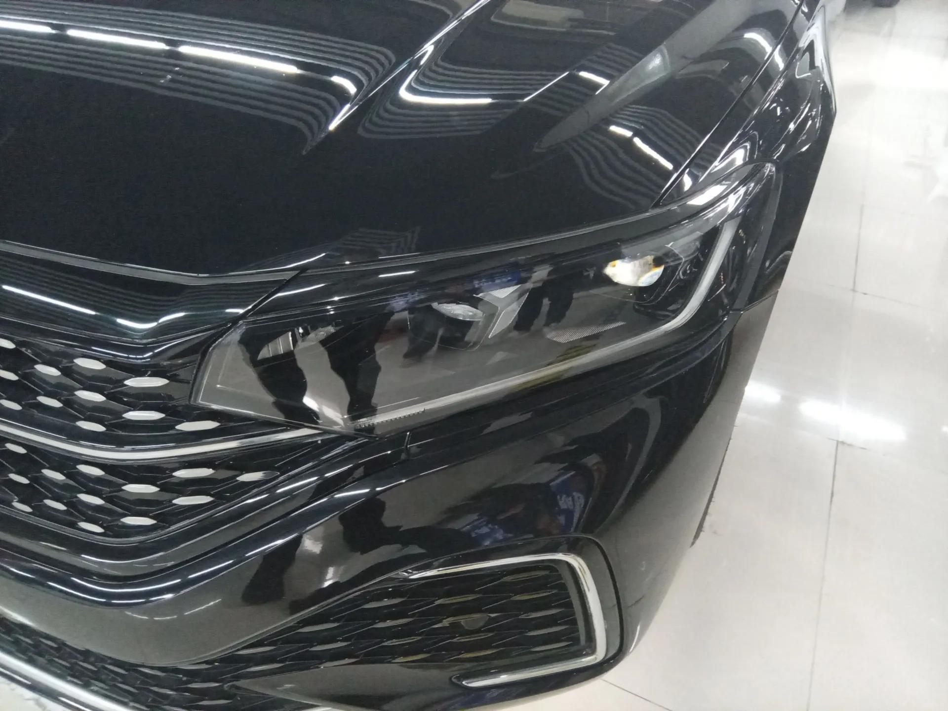 Volkswagen Passat 2024 380TSI Starry Elite Edition — миниатюра 5