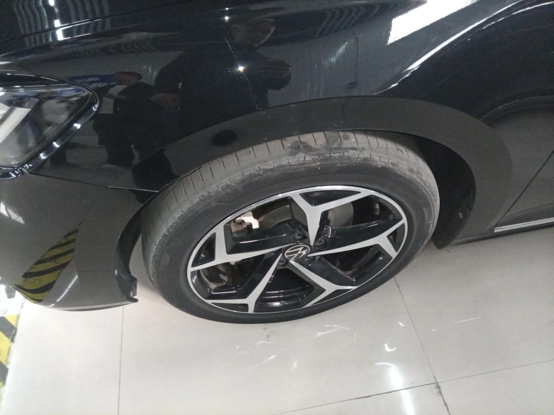 Volkswagen Passat 2024 380TSI Starry Elite Edition — миниатюра 9