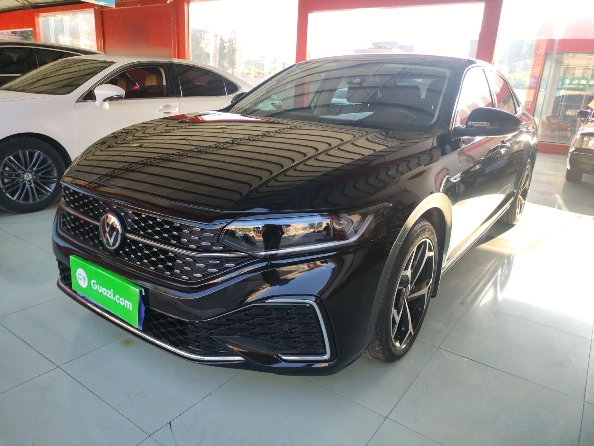 Volkswagen Passat 2024 380TSI Starry Elite Edition — миниатюра 1