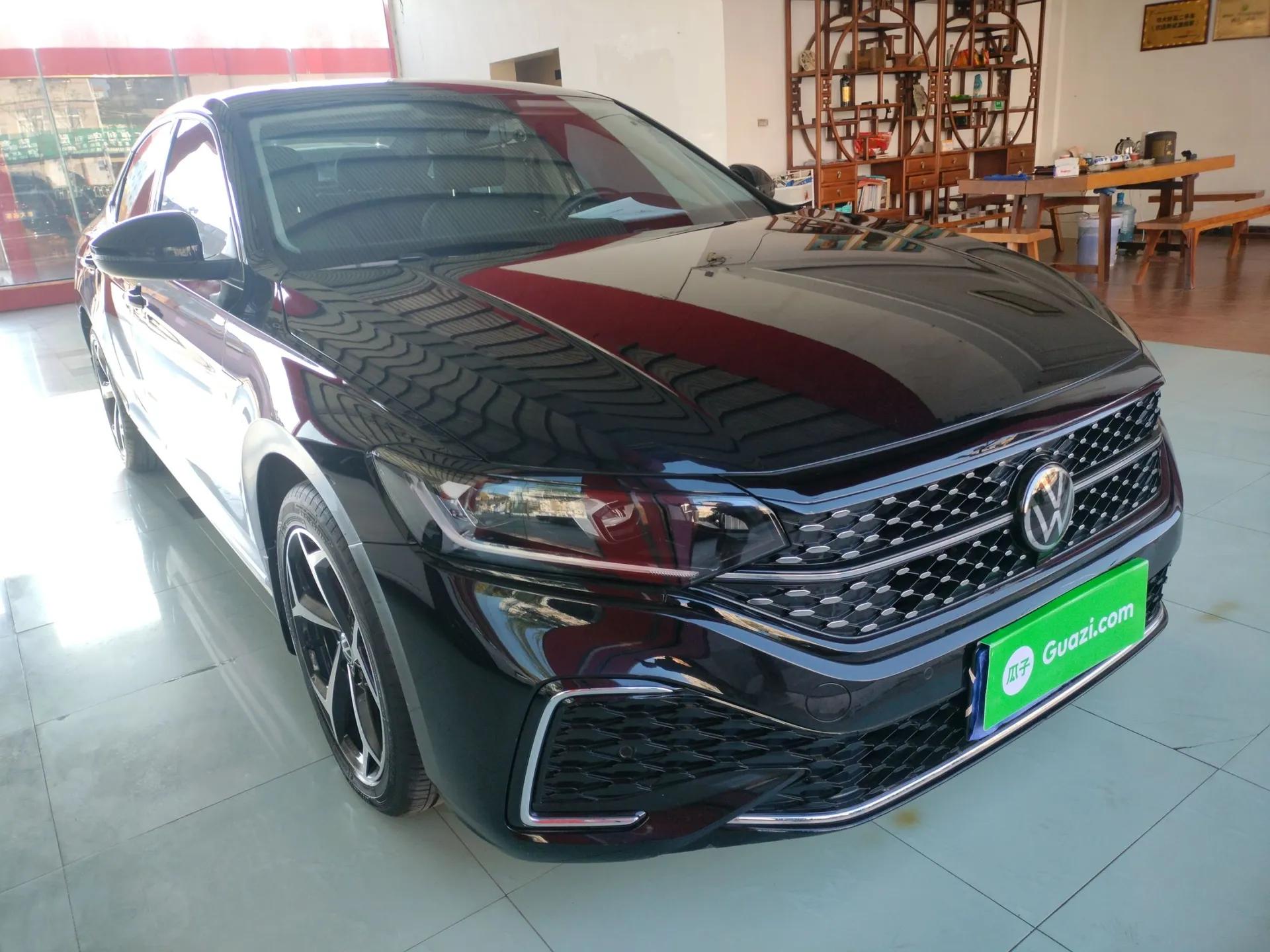 Volkswagen Passat 2024 380TSI Starry Elite Edition — миниатюра 3