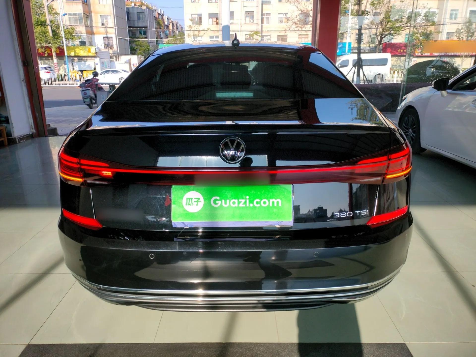 Volkswagen Passat 2024 380TSI Starry Elite Edition — миниатюра 5