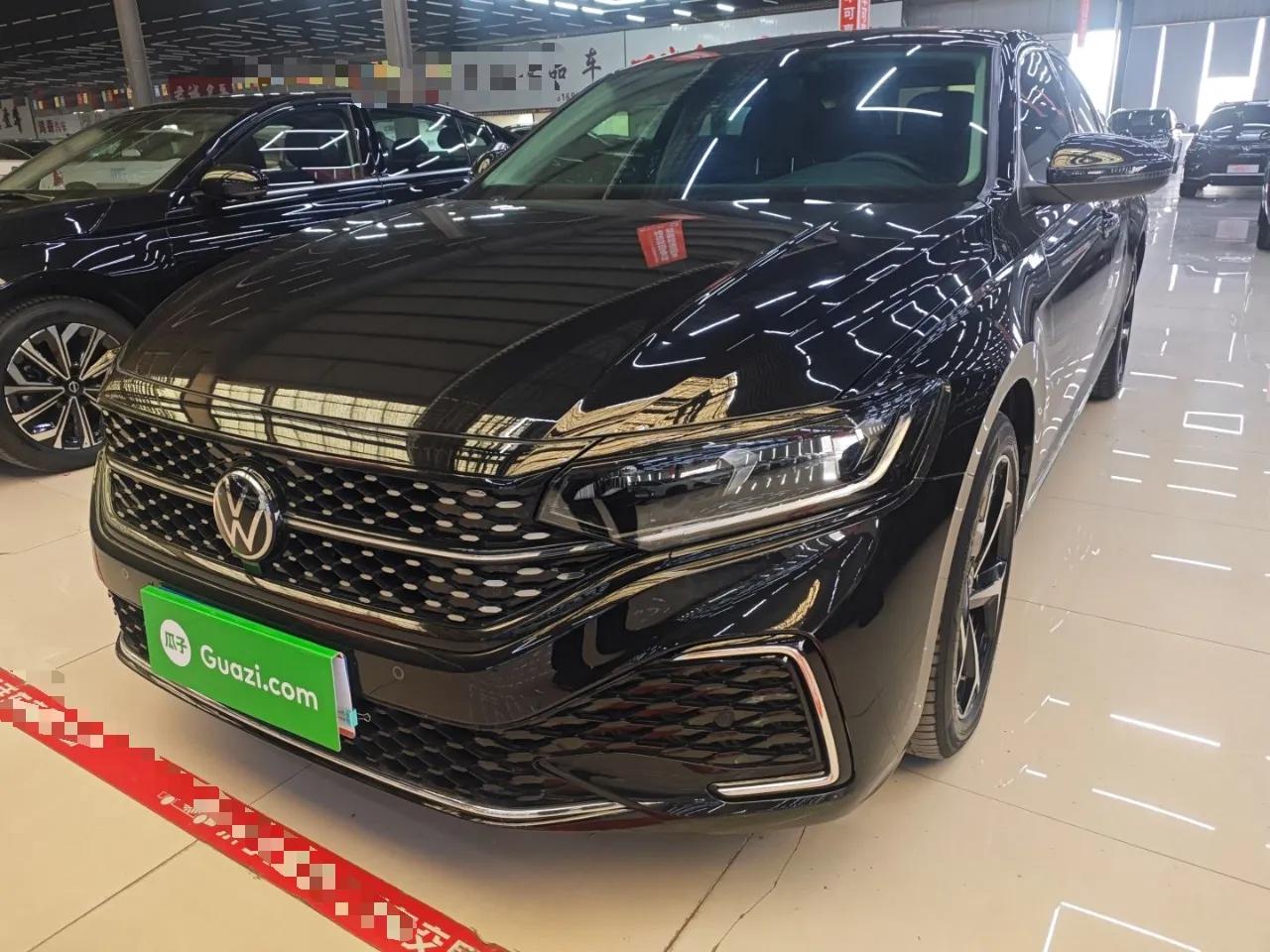 Volkswagen Passat 2024 330TSI Starry Elite Edition — миниатюра 1