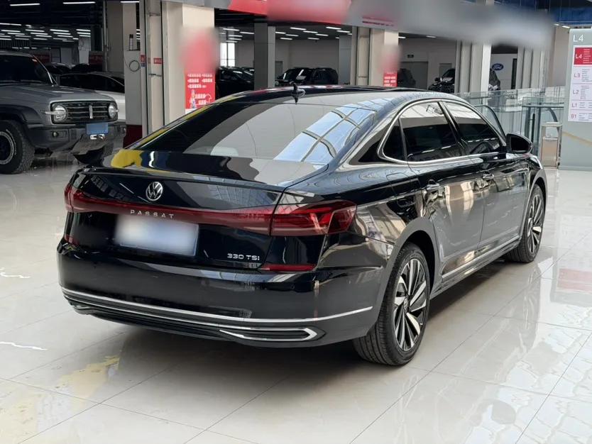 Volkswagen Passat 2022 330TSI Starry Luxury Edition – Exclusive Special Edition — миниатюра 6