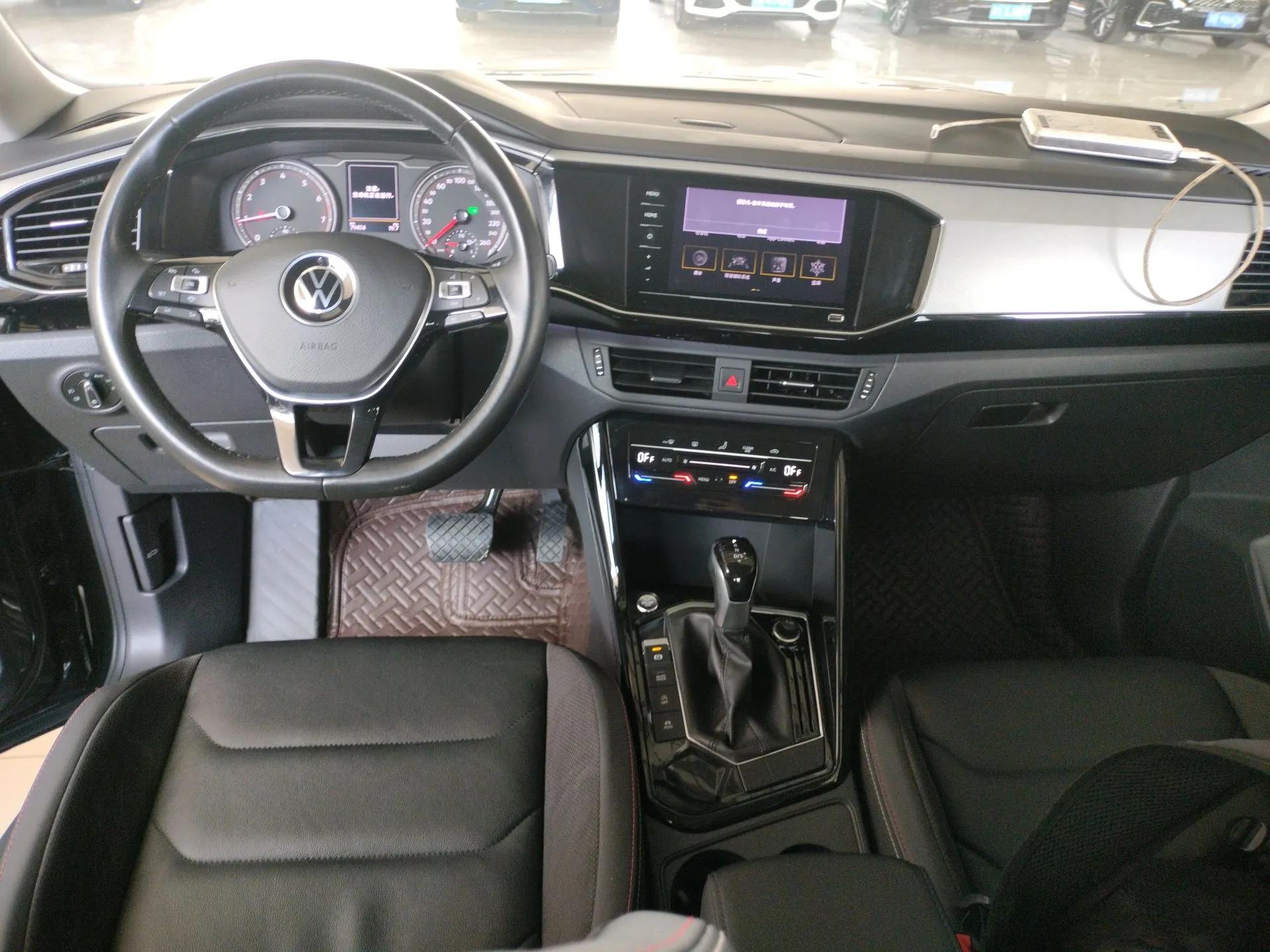 Volkswagen Tayron 2022 280TSI Two-Wheel Drive Luxury Smart Connectivity Version — миниатюра 13