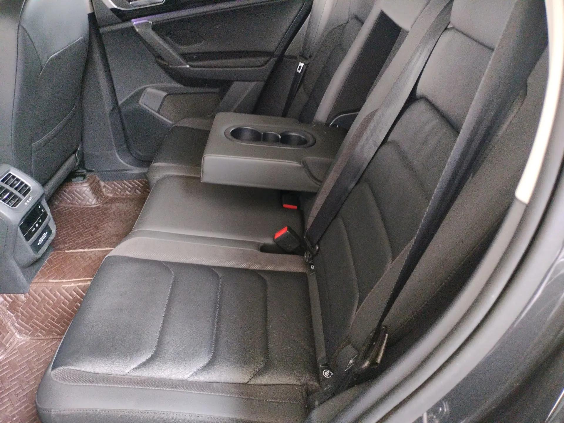 Volkswagen Tayron 2022 280TSI Two-Wheel Drive Luxury Smart Connectivity Version — миниатюра 20