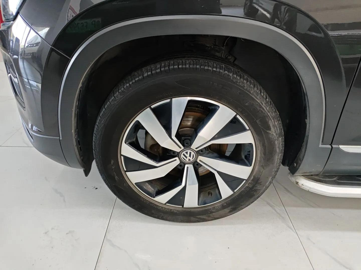 Volkswagen Tayron 2019 Teramont Edition 280TSI Two-Wheel Drive Luxury Model China VI Standard — миниатюра 9