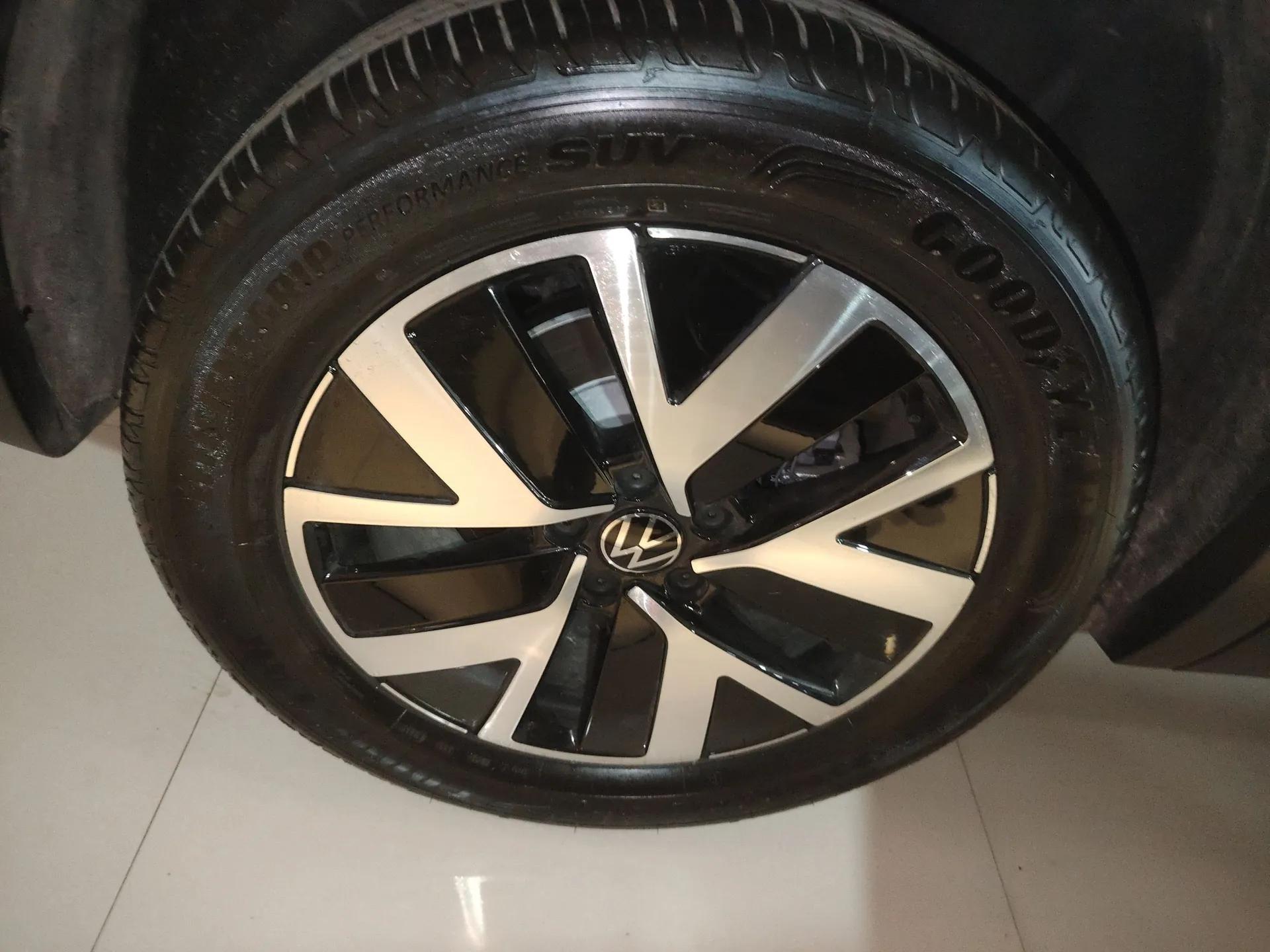 Volkswagen Tayron 2026 Model, 30 Million Vehicles Selected Version, 300TSI — миниатюра 10