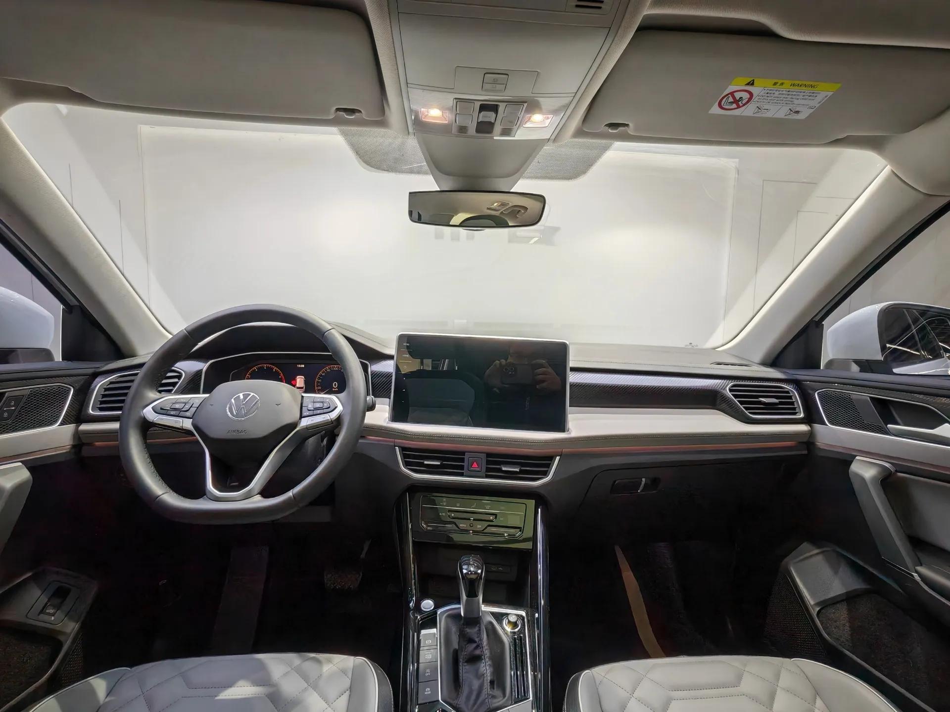 Volkswagen Tayron 2024 300TSI Two-Wheel-Drive Luxury Plus Advanced Version — миниатюра 21