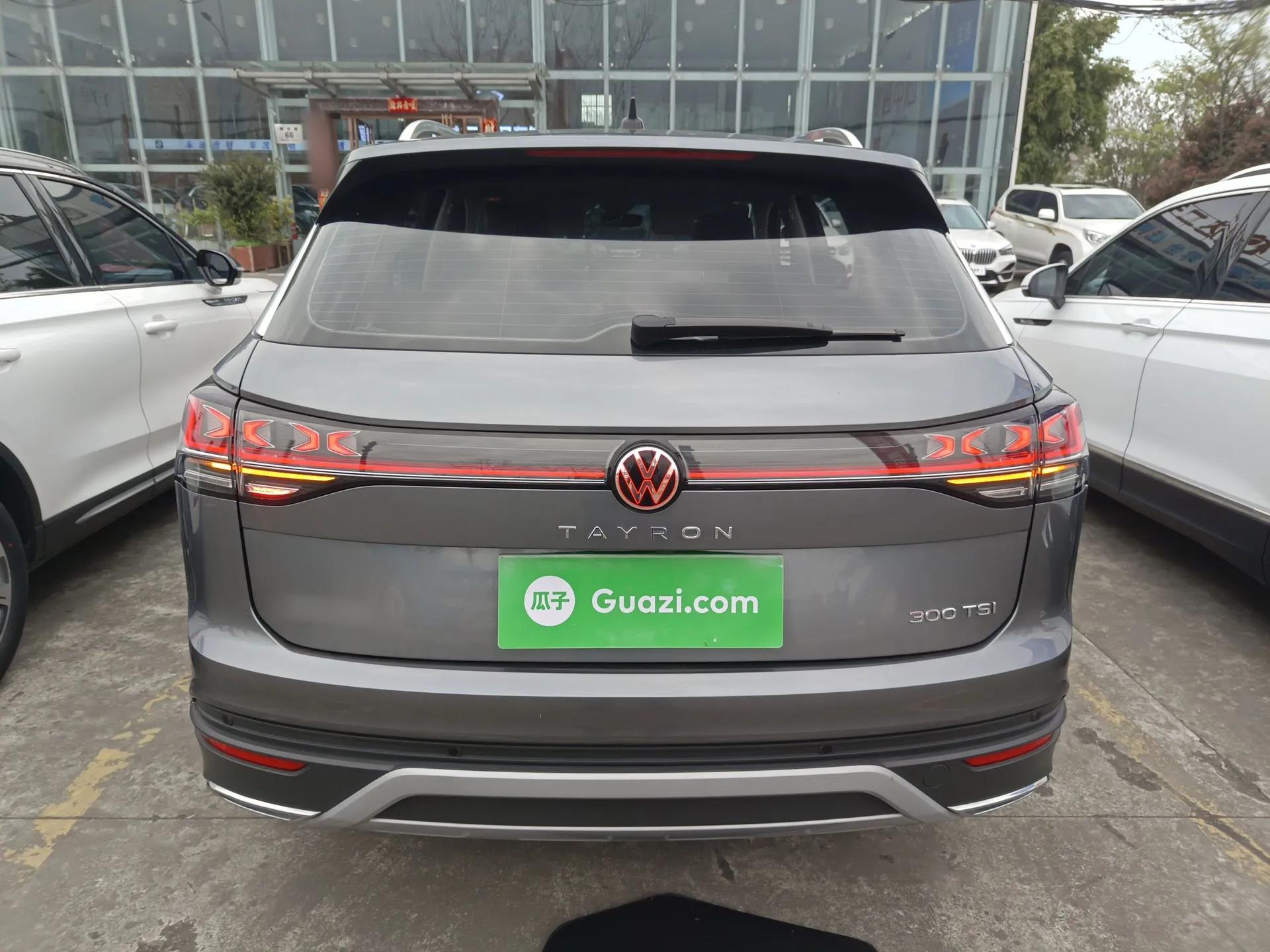 Volkswagen Tayron 2023 300TSI Two-Wheel-Drive Luxury Plus Advanced Edition — миниатюра 3