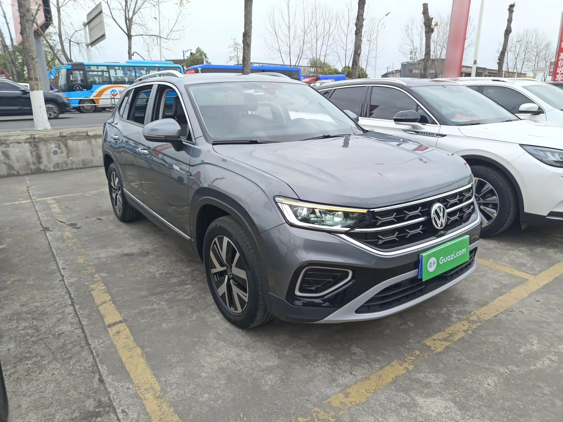 Volkswagen Tayron 2023 300TSI Two-Wheel-Drive Luxury Plus Advanced Edition — миниатюра 6