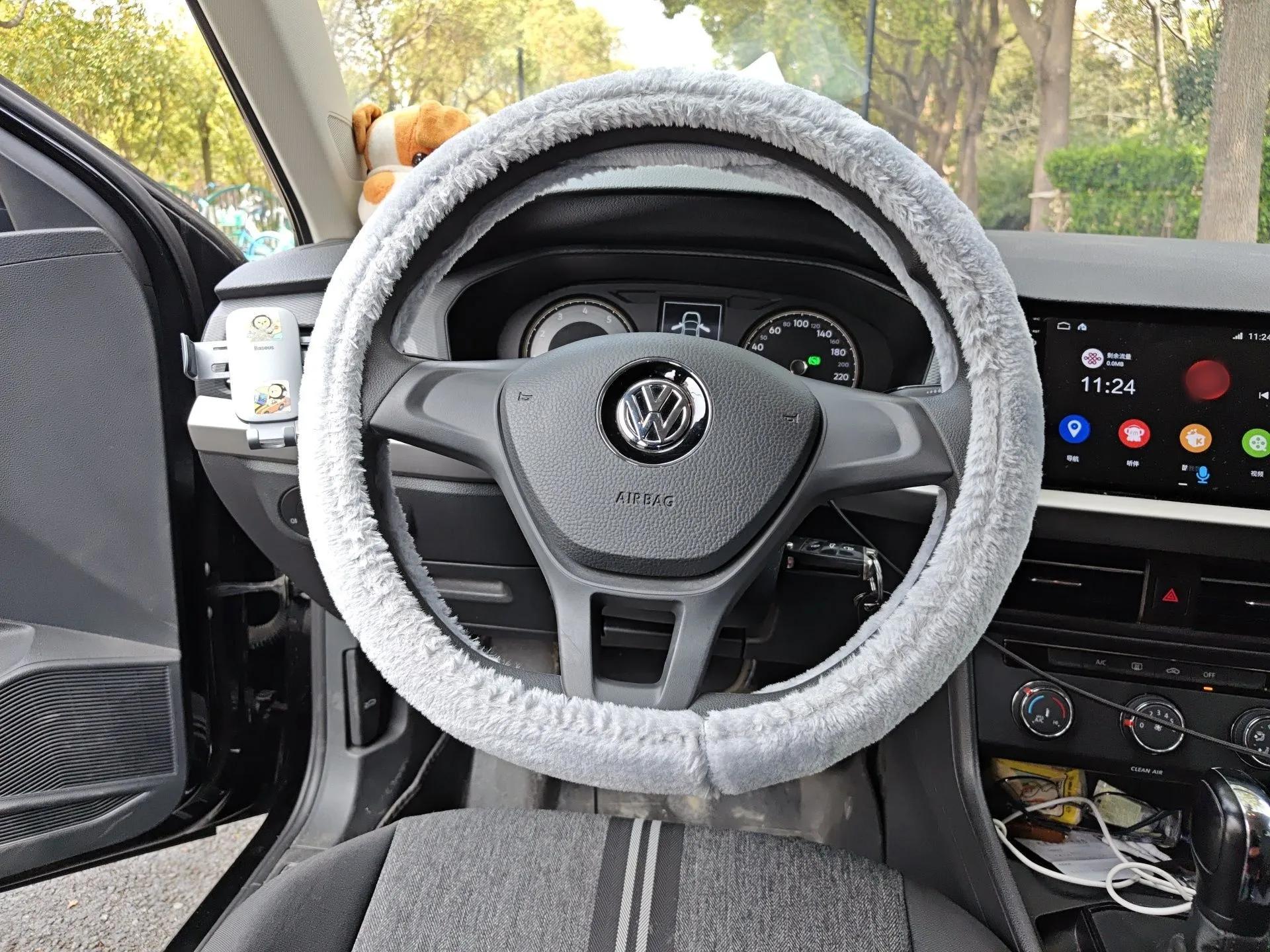 Volkswagen Lavida 2019 1.5L Automatic Fashion Edition China VI — миниатюра 11
