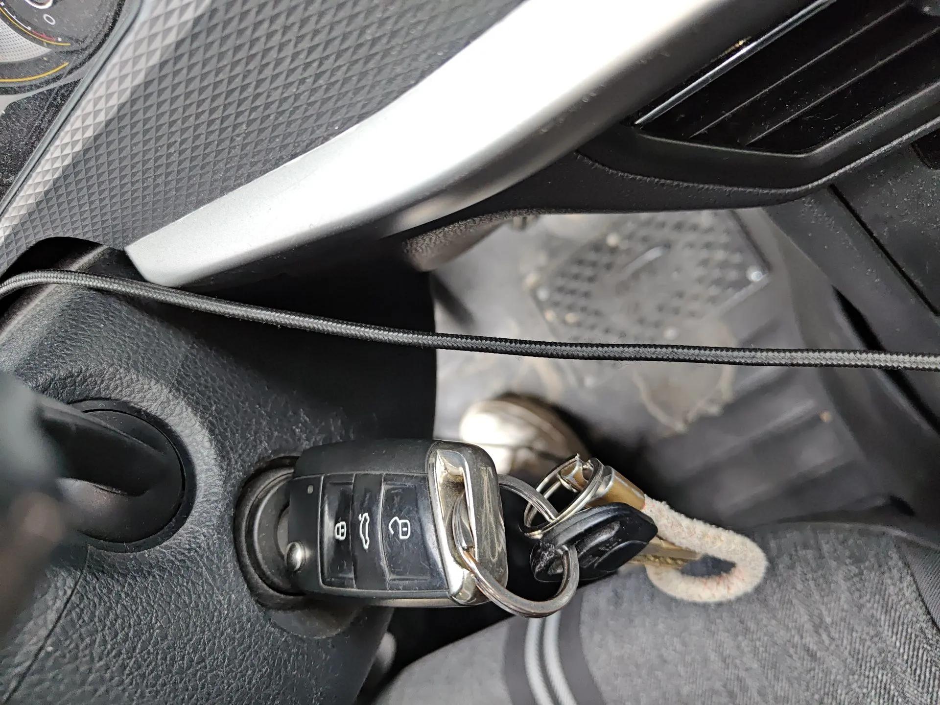 Volkswagen Lavida 2019 1.5L Automatic Fashion Edition China VI — миниатюра 9