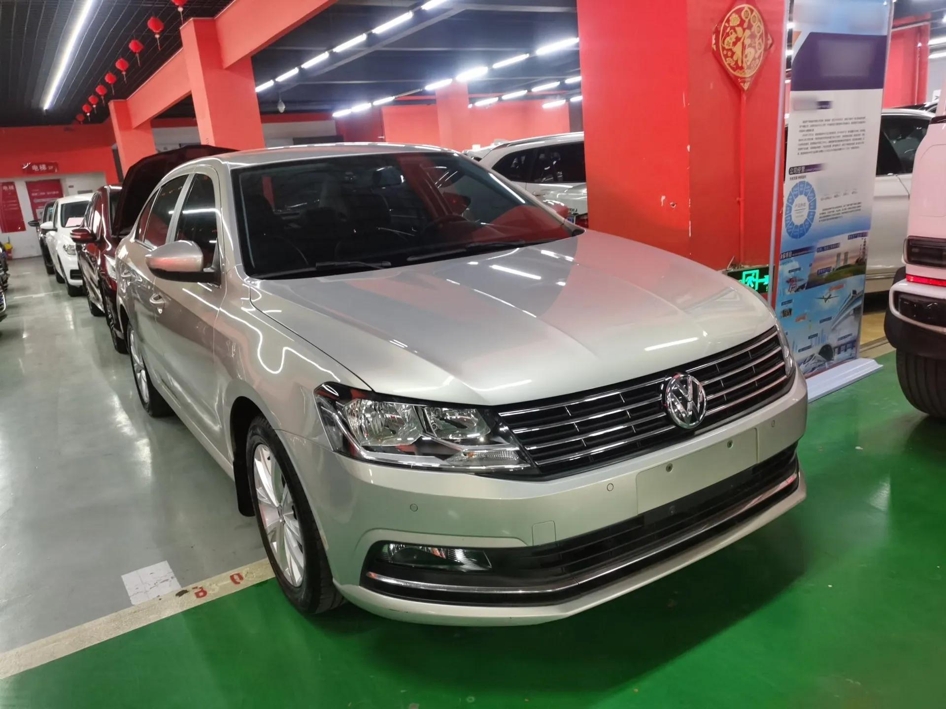 Volkswagen Lavida 2017 230TSI DSG Comfort Edition — миниатюра 3