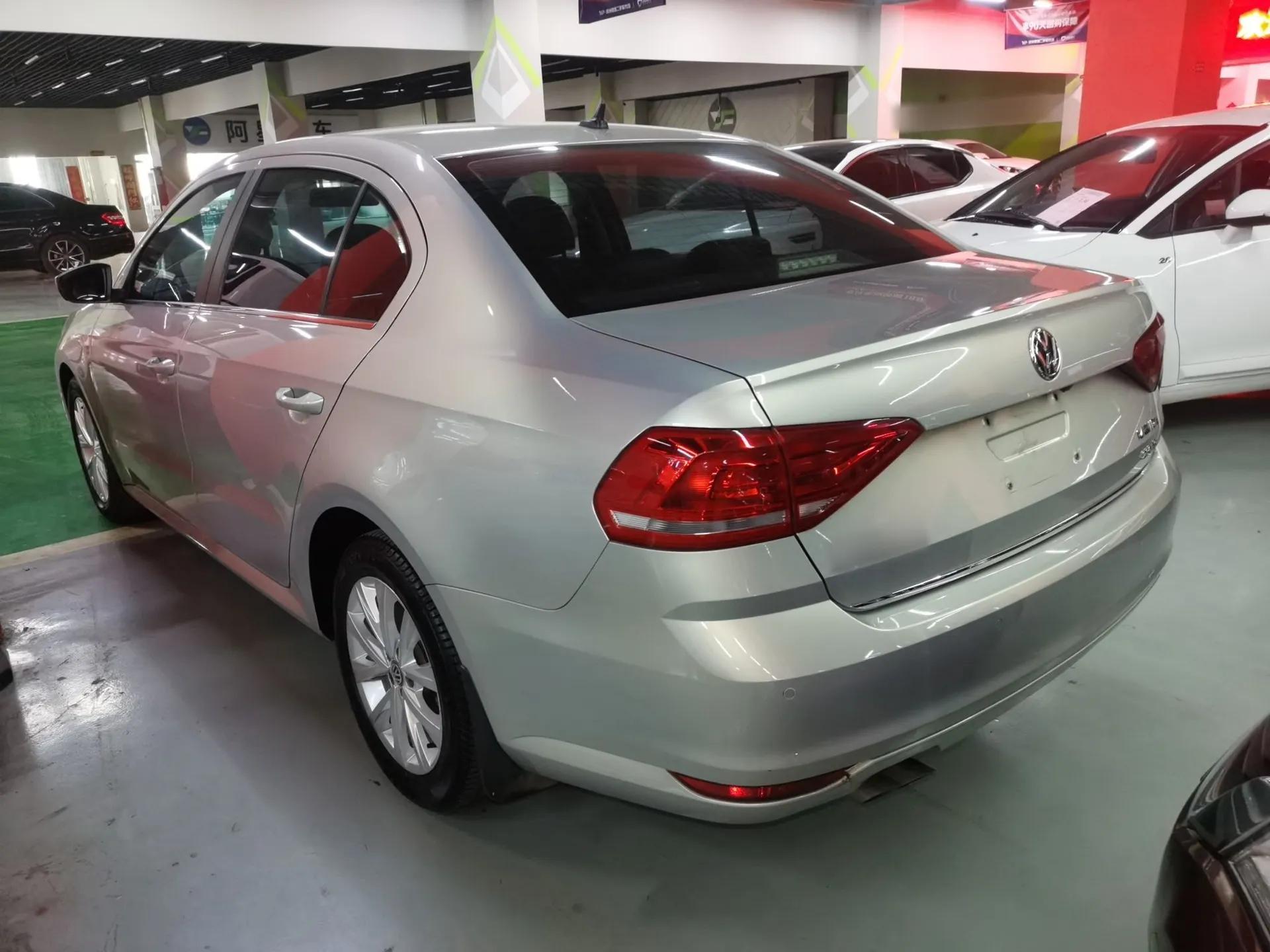 Volkswagen Lavida 2017 230TSI DSG Comfort Edition — миниатюра 4