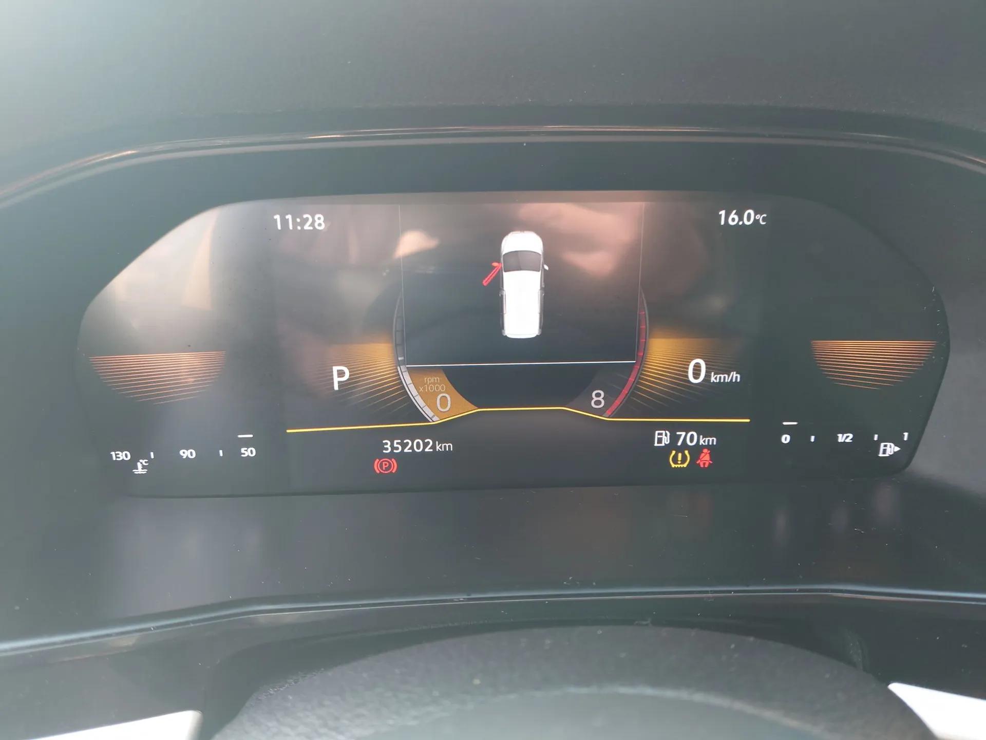 Volkswagen Lavida 2022 1.5L Automatic Vision Edition — миниатюра 14