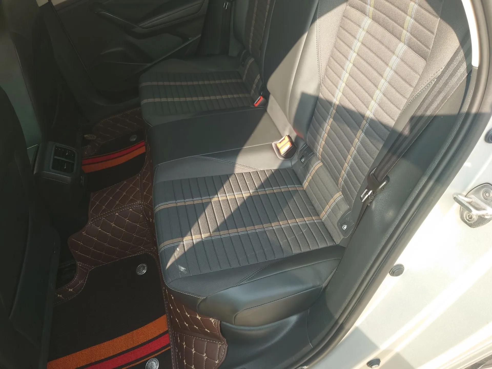 Volkswagen Lavida 2022 1.5L Automatic Vision Edition — миниатюра 19