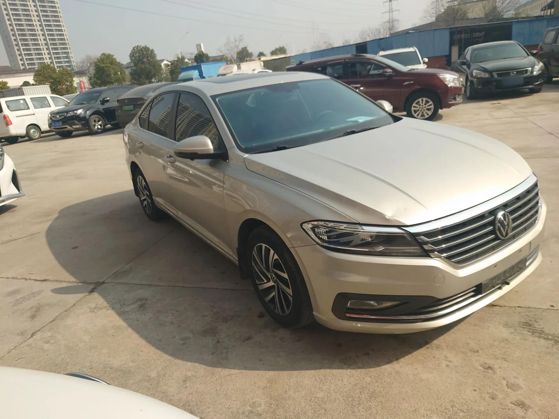 Volkswagen Lavida 2022 1.5L Automatic Vision Edition — миниатюра 6