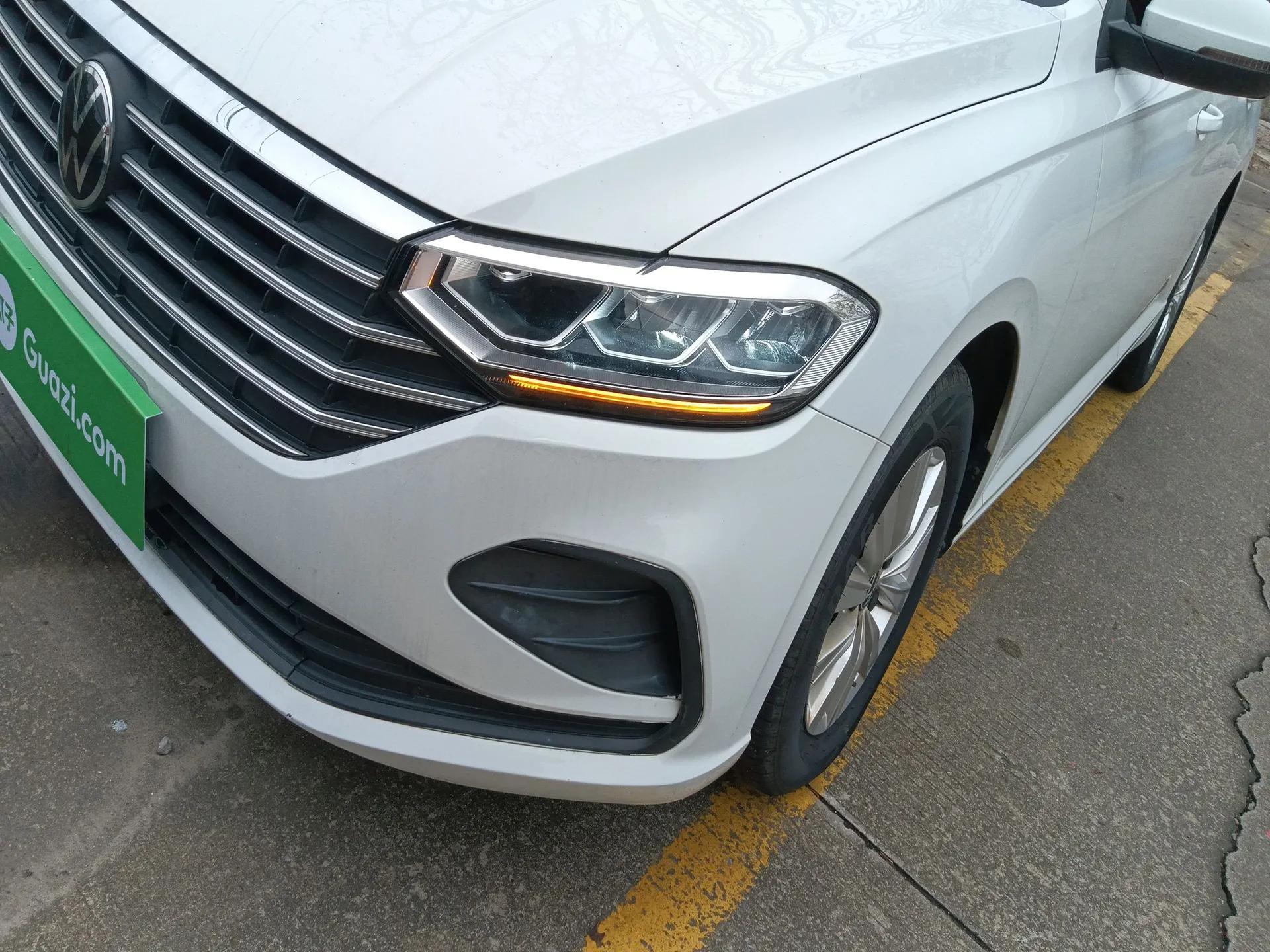Volkswagen Lavida 2023 1.5L Automatic De Yi Edition — миниатюра 2