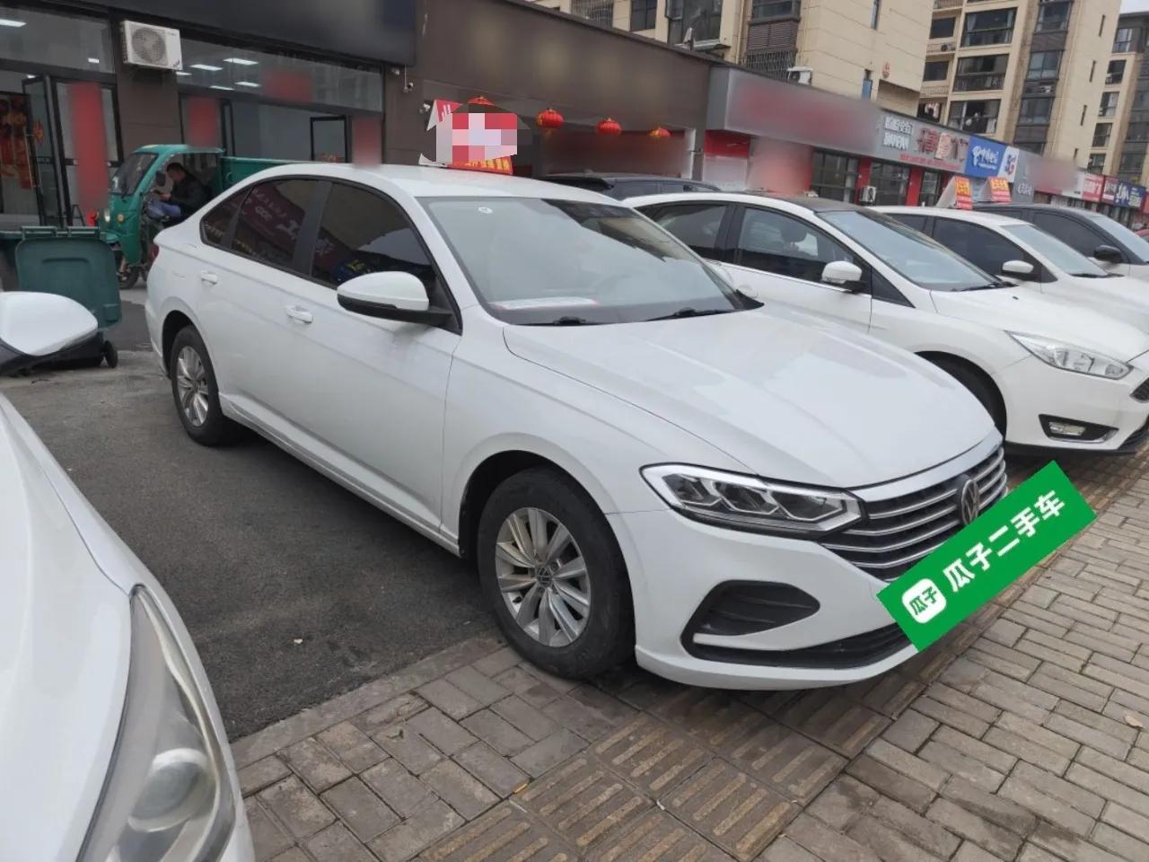 Volkswagen Lavida 2023 Revised 1.5L Automatic DeYi Edition — миниатюра 3