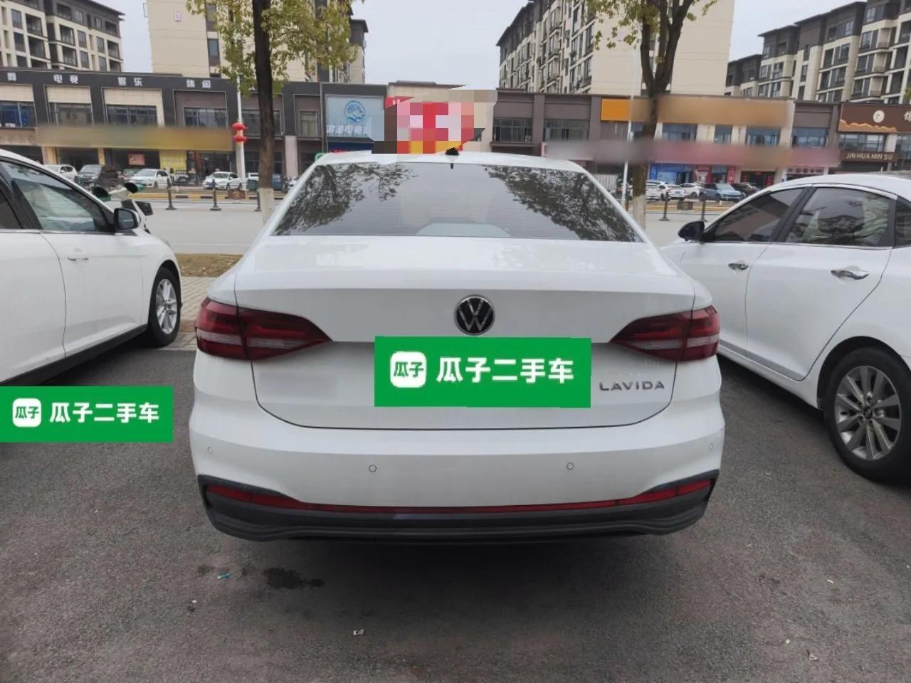 Volkswagen Lavida 2023 Revised 1.5L Automatic DeYi Edition — миниатюра 5