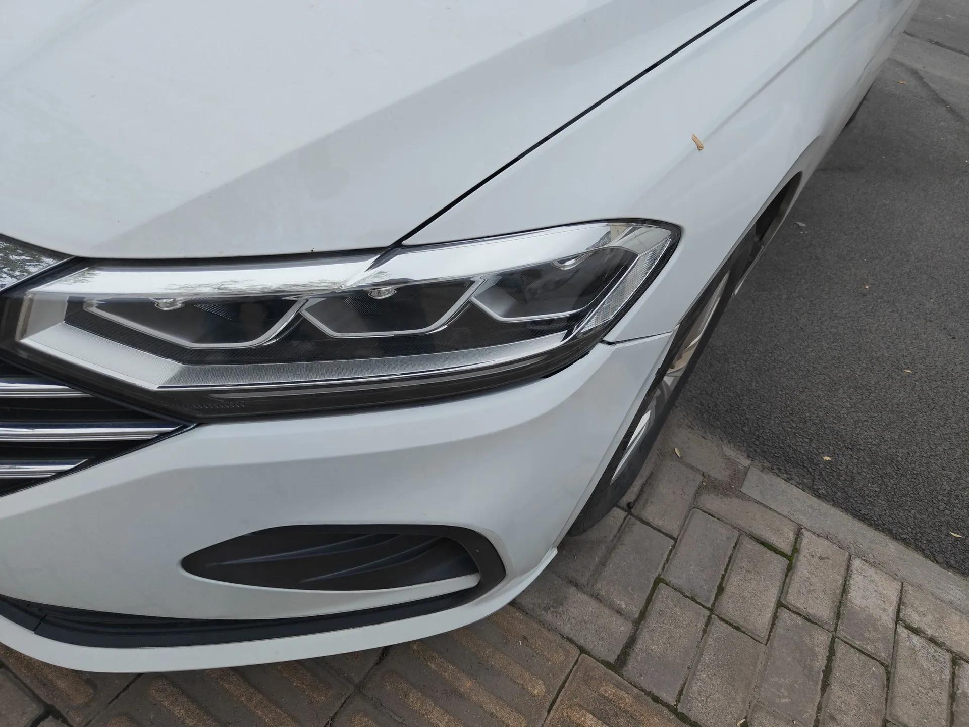 Volkswagen Lavida 2023 Revised 1.5L Automatic DeYi Edition — миниатюра 9