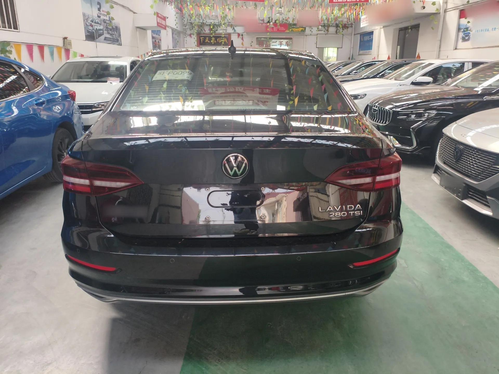 Volkswagen Lavida 2022 280TSI DSG Comfort Edition — миниатюра 5