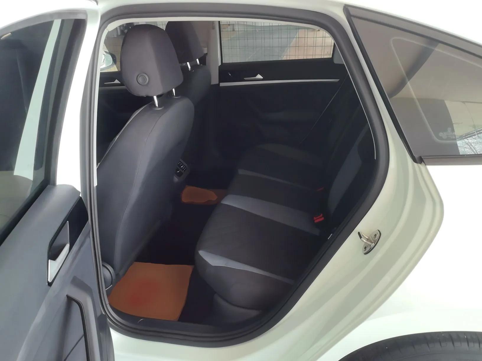 Volkswagen Lavida 2023 Revised 1.5L Automatic DeYi Edition — миниатюра 20