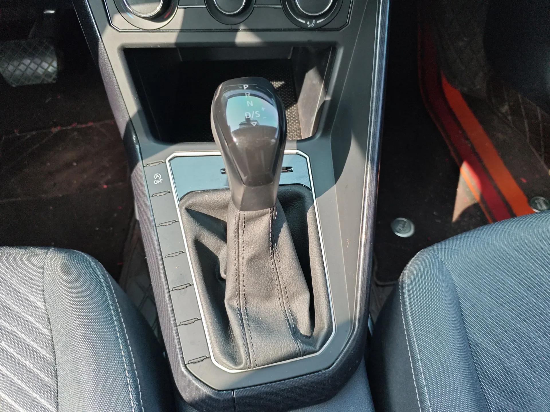 Volkswagen Lavida 2025 New Sharp 1.5L Outstanding New Edition — миниатюра 17