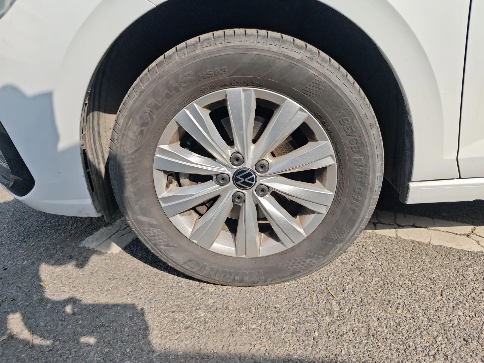 Volkswagen Lavida 2025 New Sharp 1.5L Outstanding New Edition — миниатюра 8