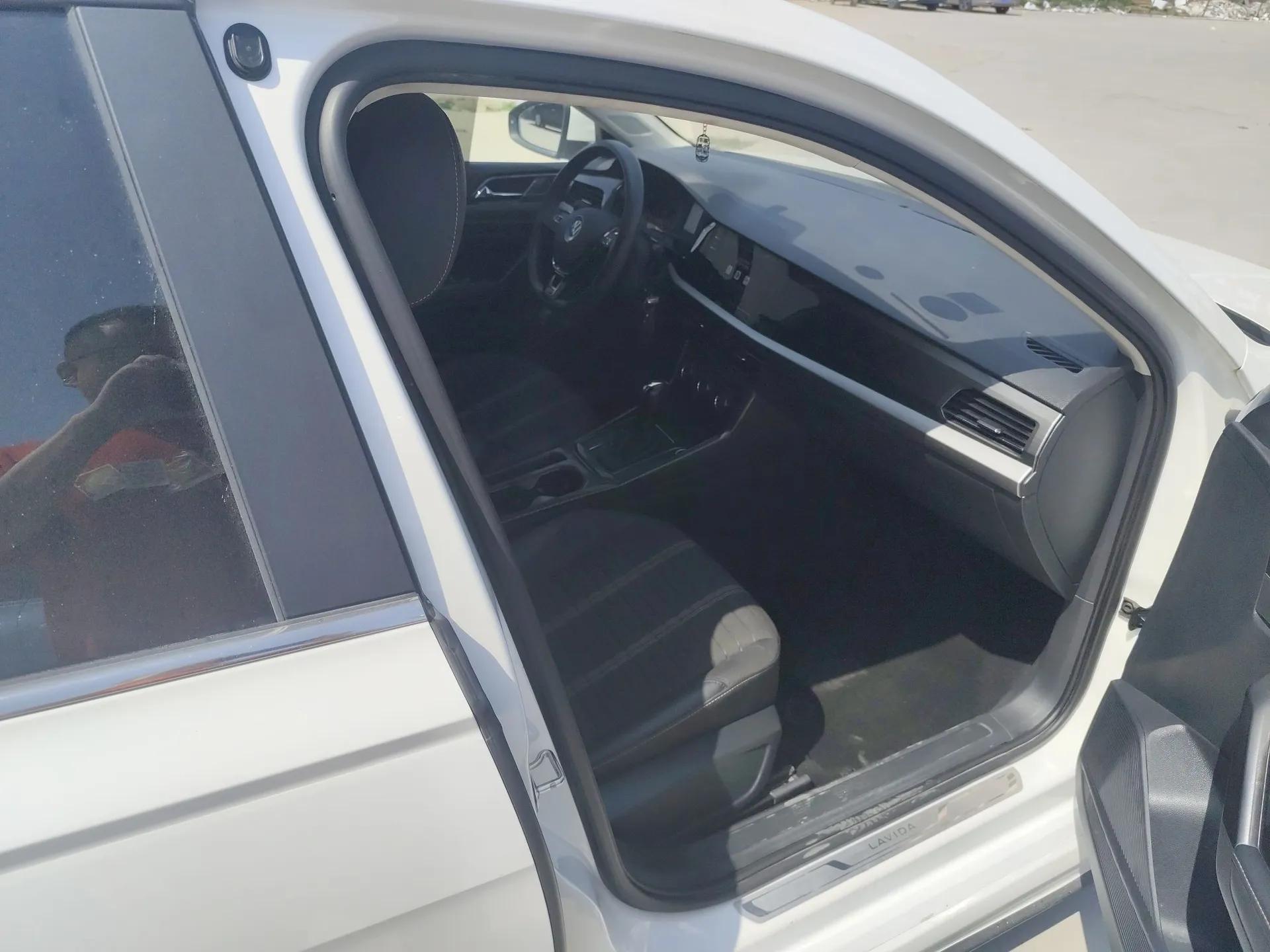 Volkswagen Lavida 2021 280TSI DSG Comfort Edition — миниатюра 23