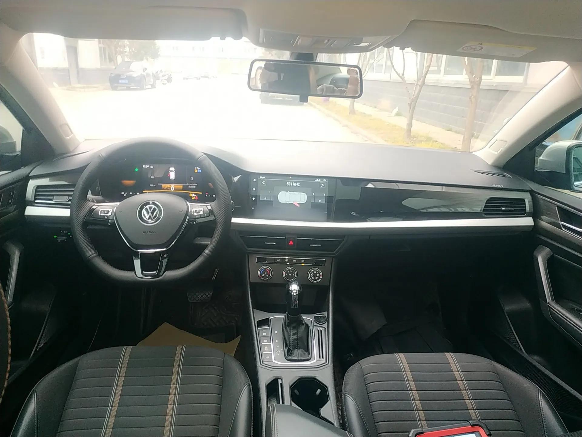 Volkswagen Lavida 2022 280TSI DSG Comfort Edition — миниатюра 12