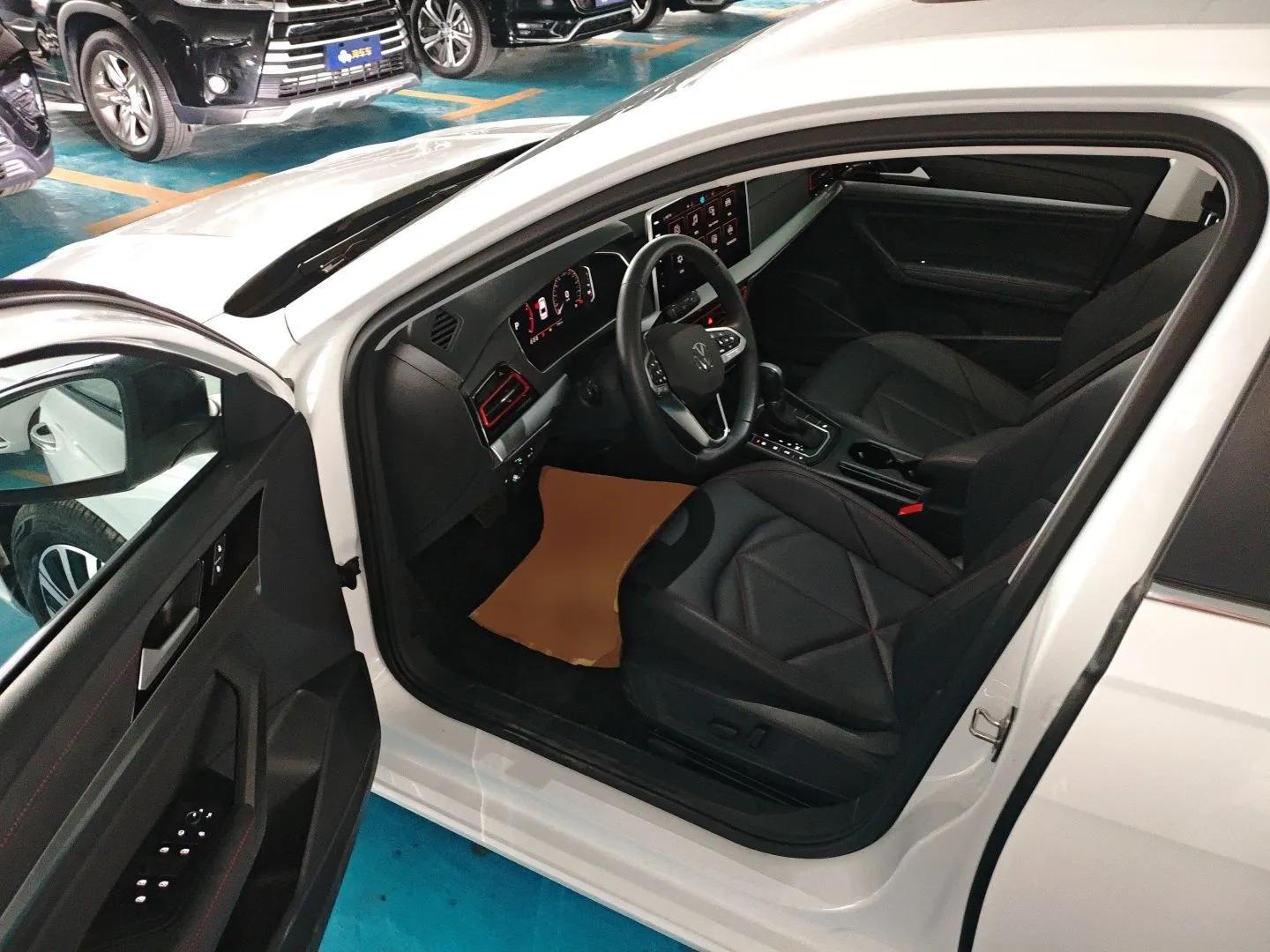 Volkswagen Lavida 2024 300TSI DSG Starry Sky Leading Edition — миниатюра 19