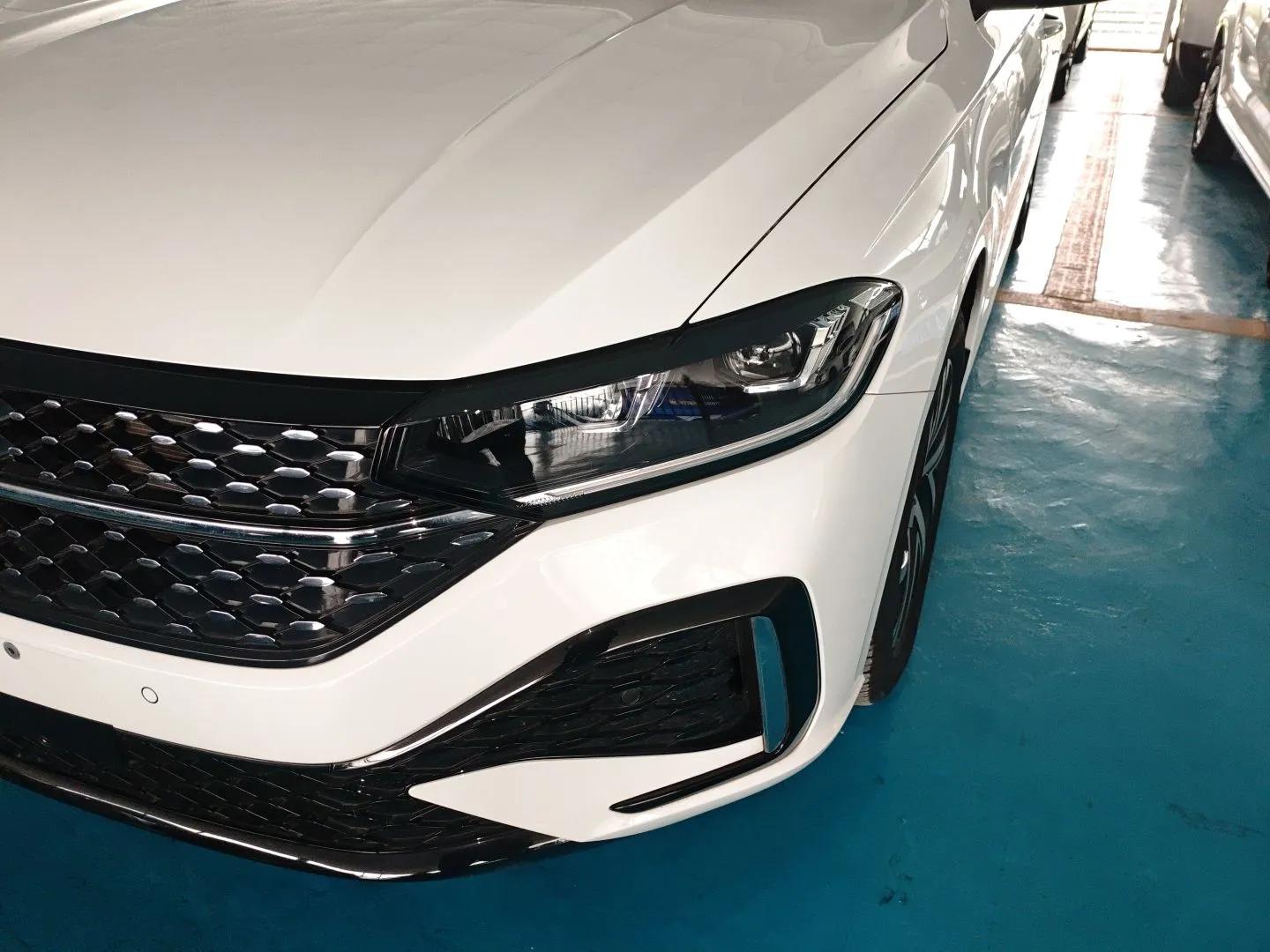 Volkswagen Lavida 2024 300TSI DSG Starry Sky Leading Edition — миниатюра 9