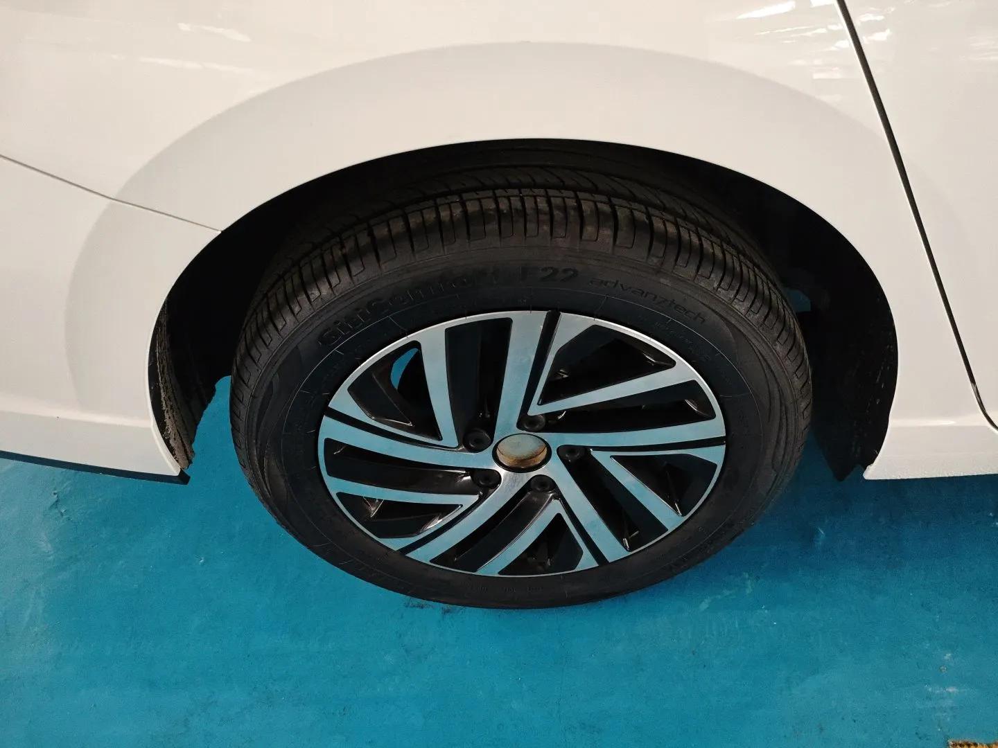 Volkswagen Lavida 2024 300TSI DSG Starry Sky Leading Edition — миниатюра 10